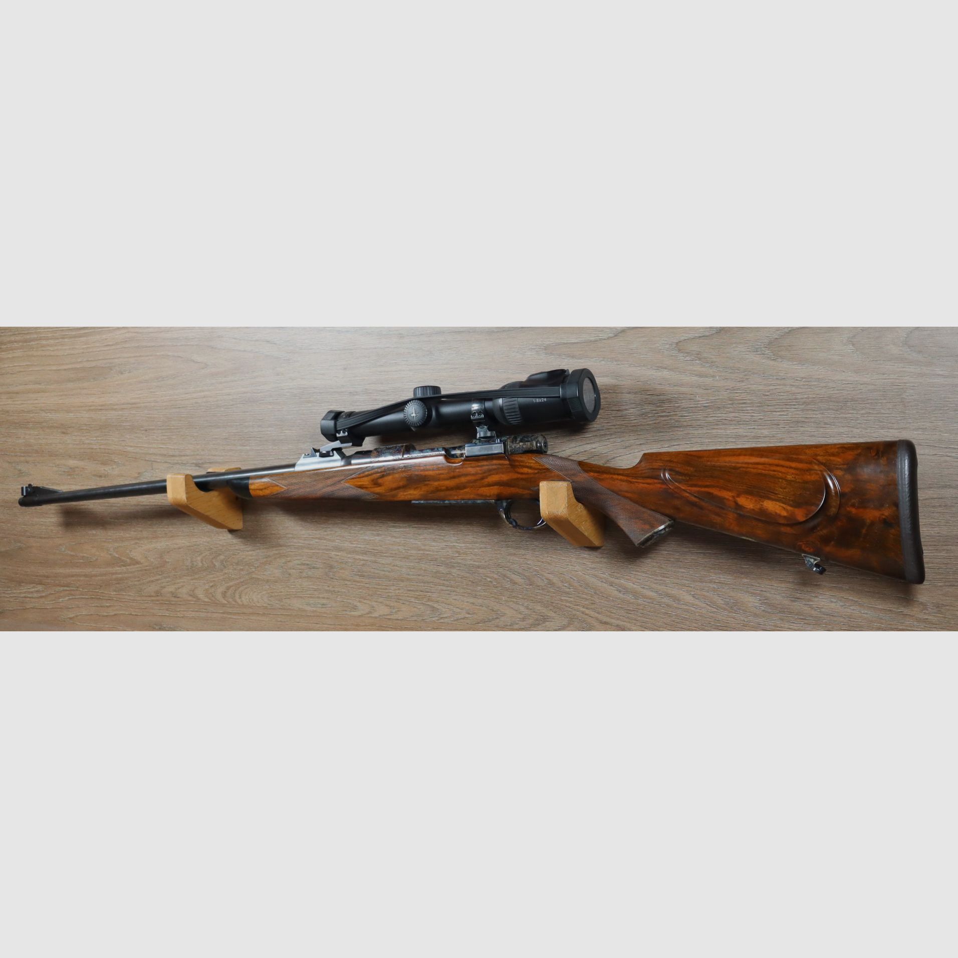 Büchse mit Zielfernrohr Z8I 1-8X24, Bild 2 von 19