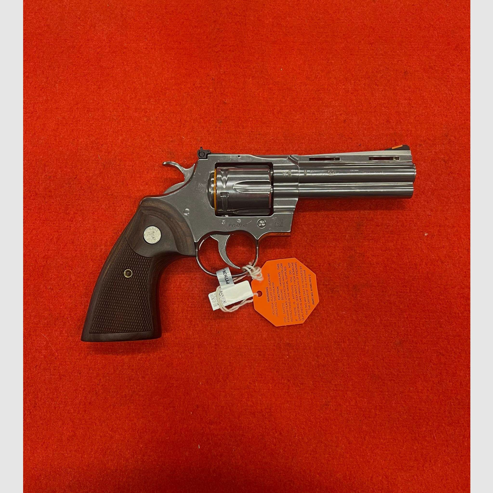 Revolver Colt Python 4,25″ Inox Cal.357 Mag., image 2 sur 4