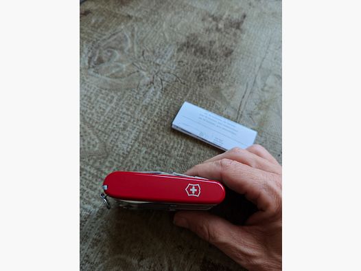 Vendo un coltellino tascabile Victorinox