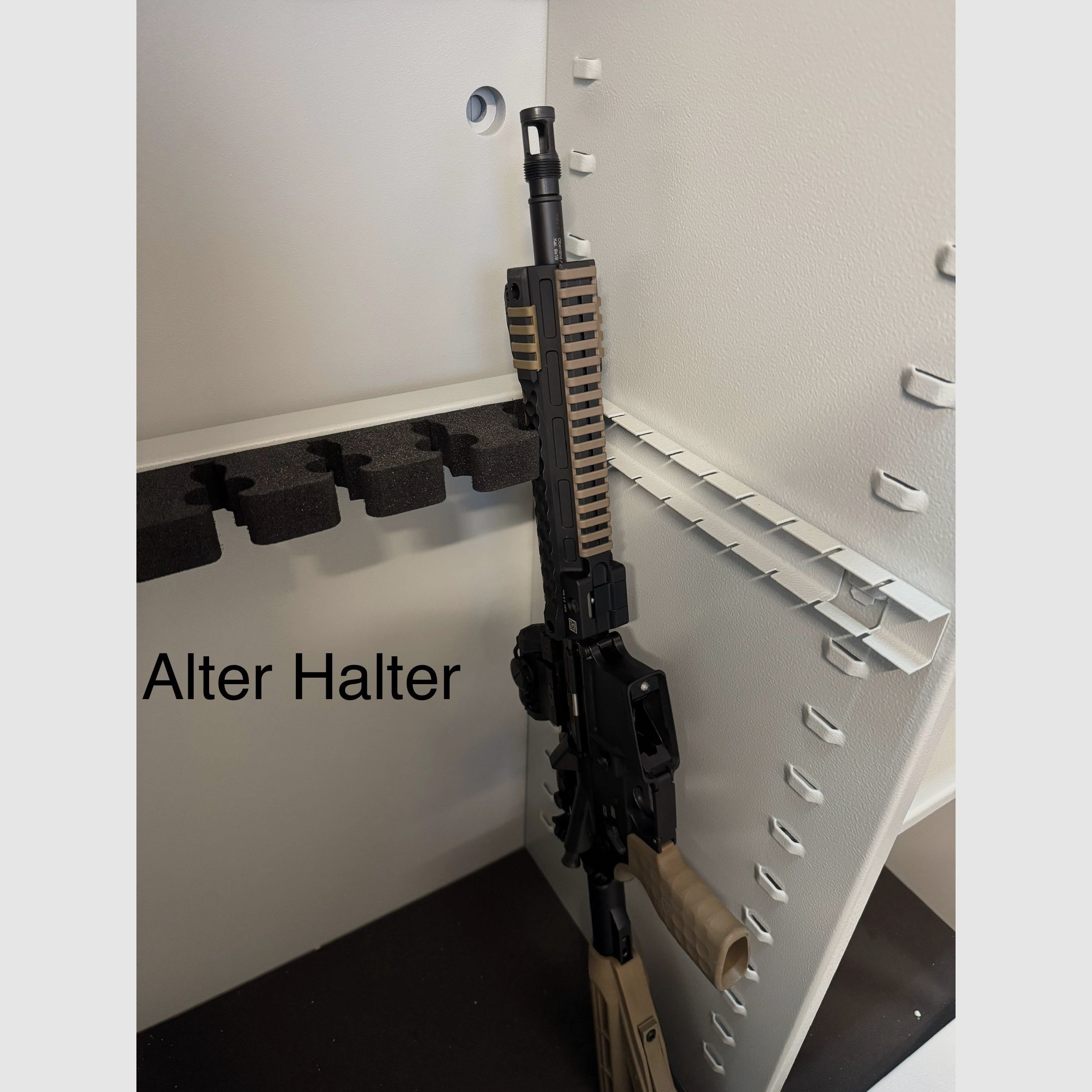 Magnetic long gun holder – Adjustable | No drilling