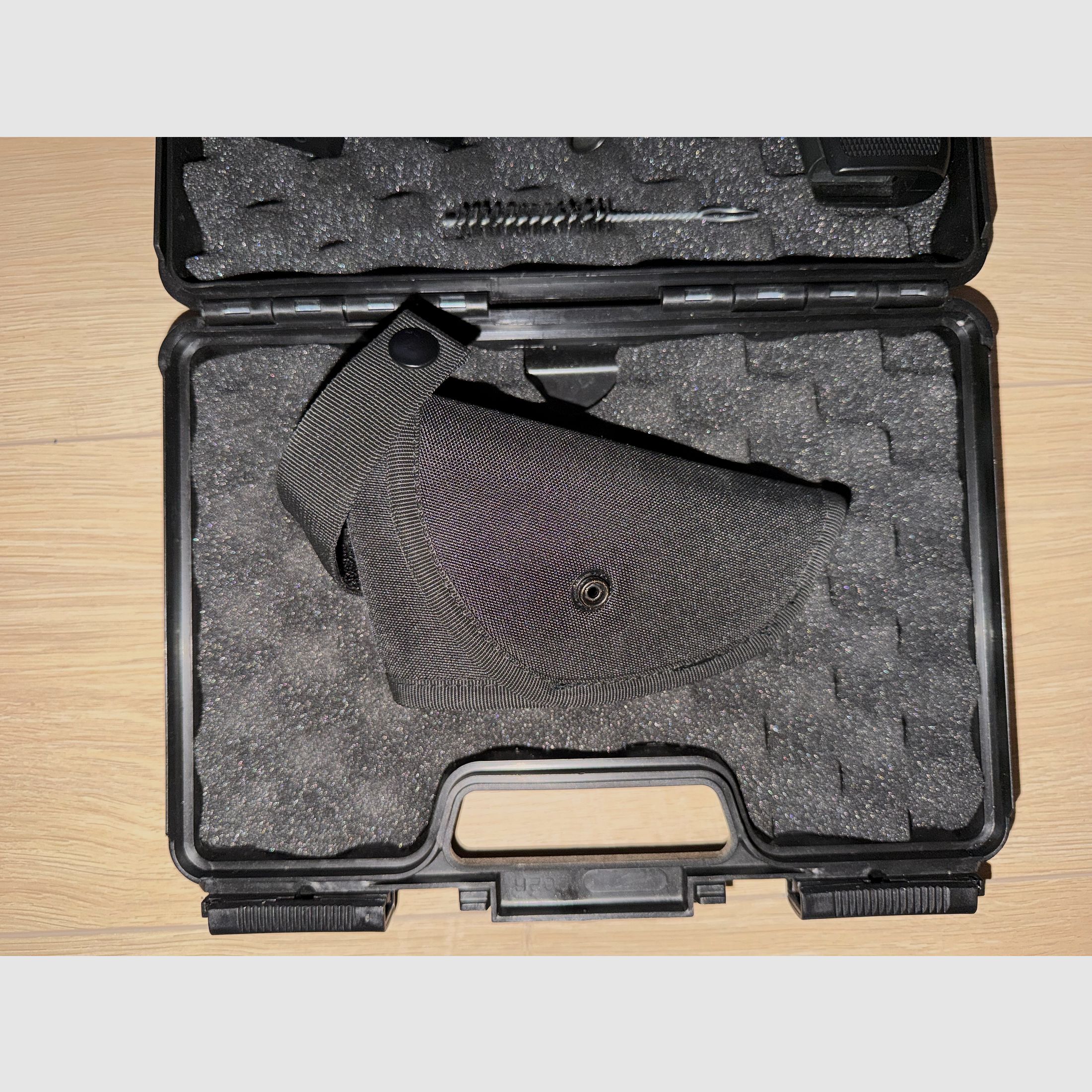 Röhm RG88 9 mm P.A.K