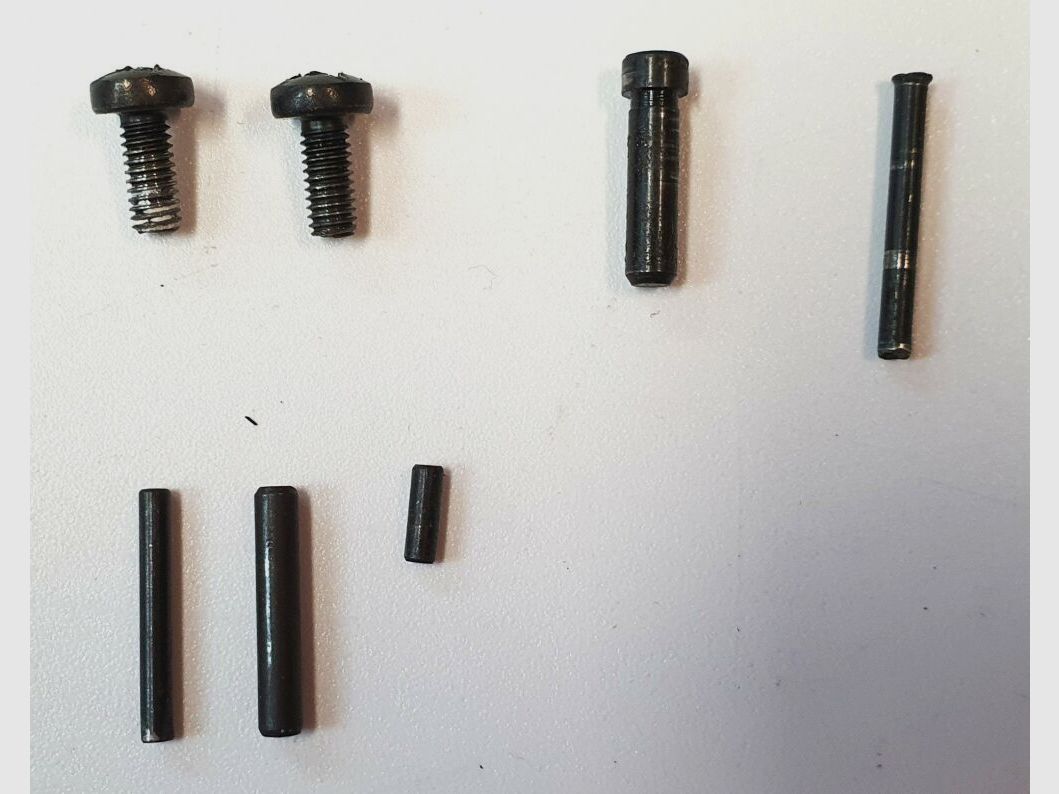 CZ Ensemble de Pièces Libres CZ 75 B, 18 Pièces