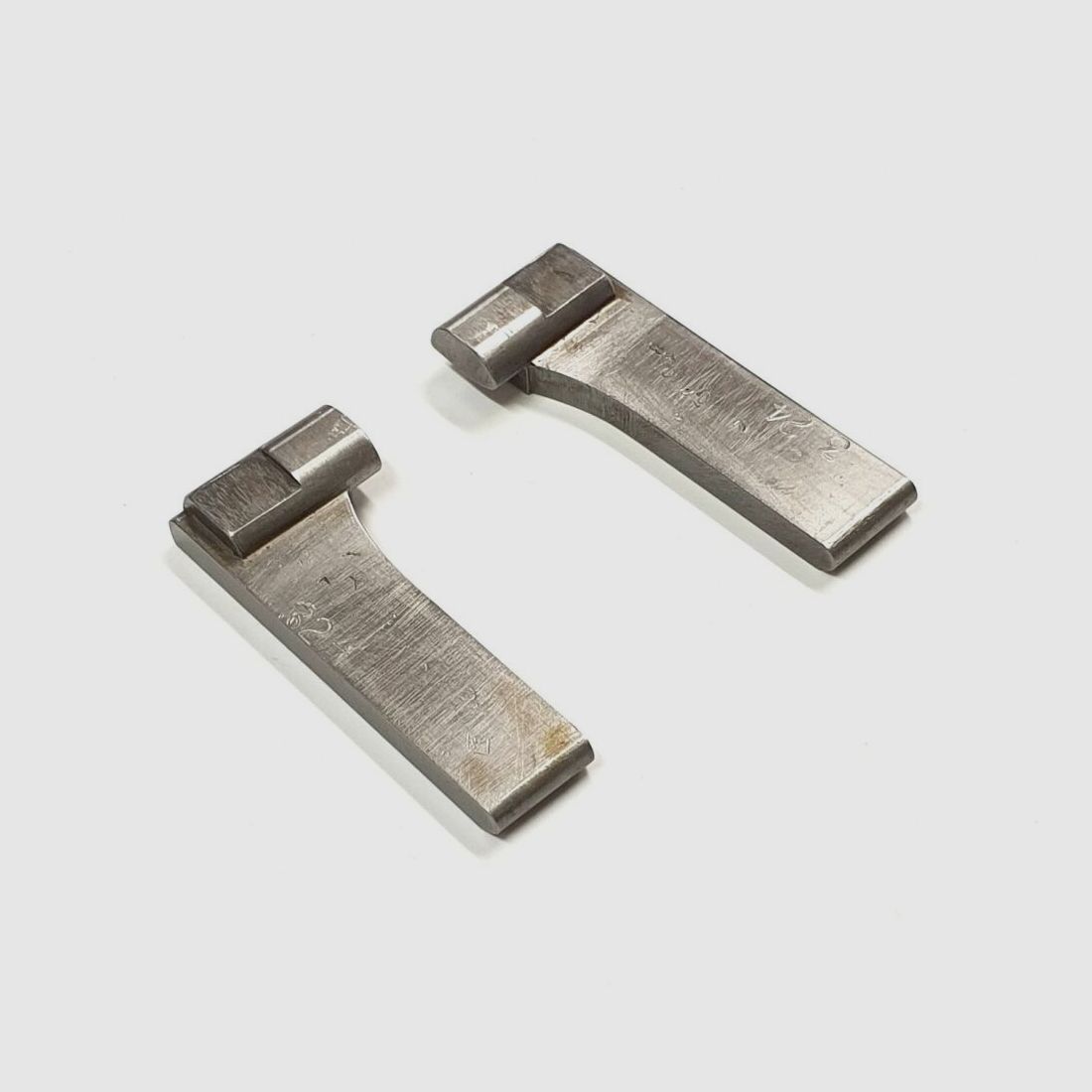 DP-27, DP-28 Stützenklappen rechts / links