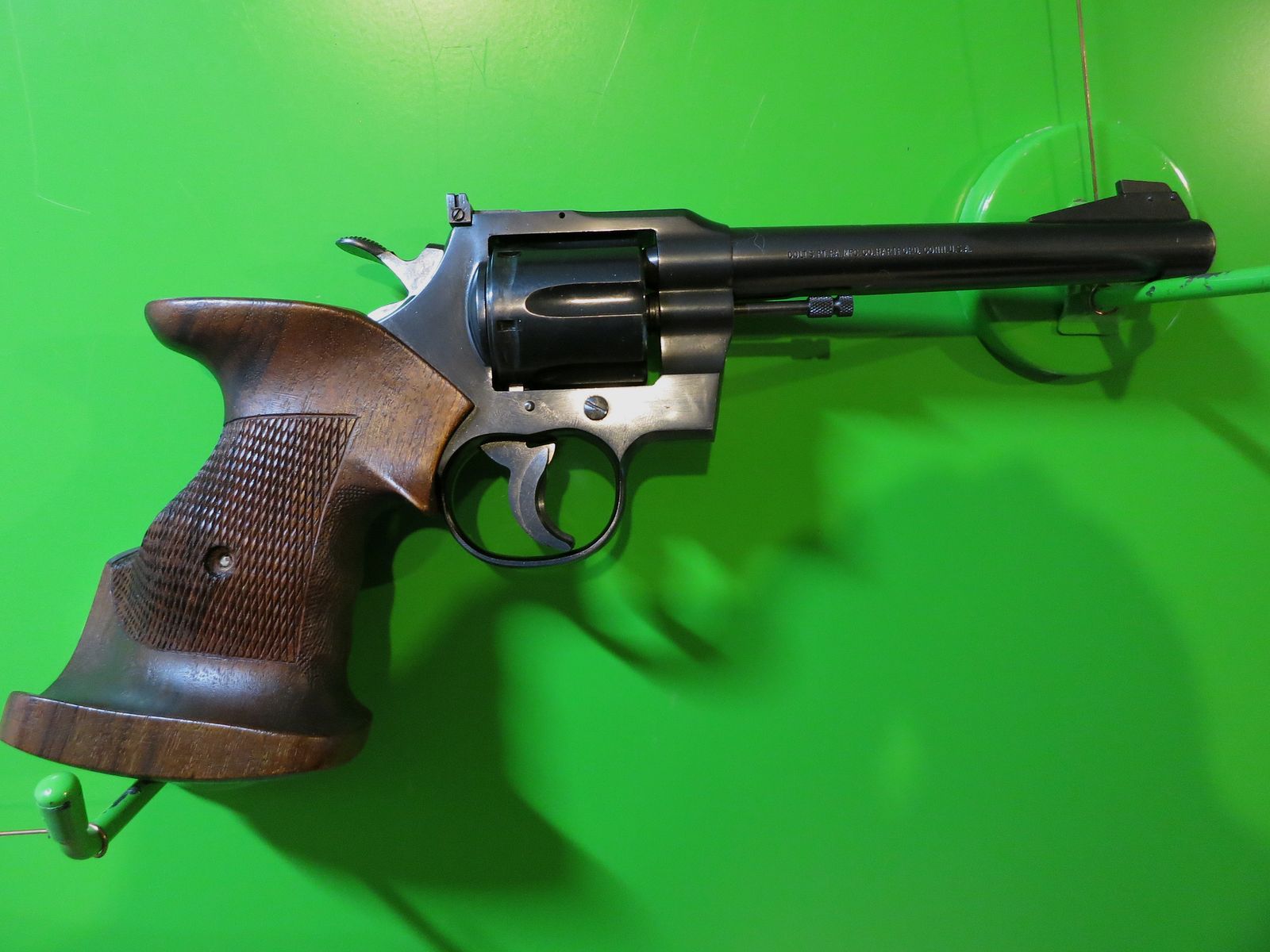 Revoler COLT Officer's Model Match, Fünfte Ausgabe der Serie in .22lr, Sportgriff   #62-