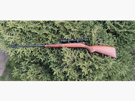 Kleinkaliber Repetierbüchse 22.lr Brünner mit Optik 3-9x32
