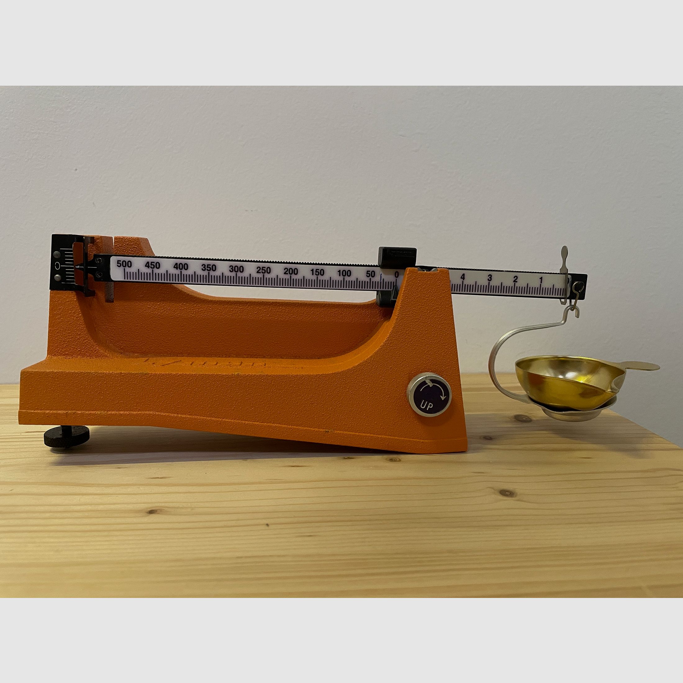 Lyman Reloading Scale + - 1/10 Grain