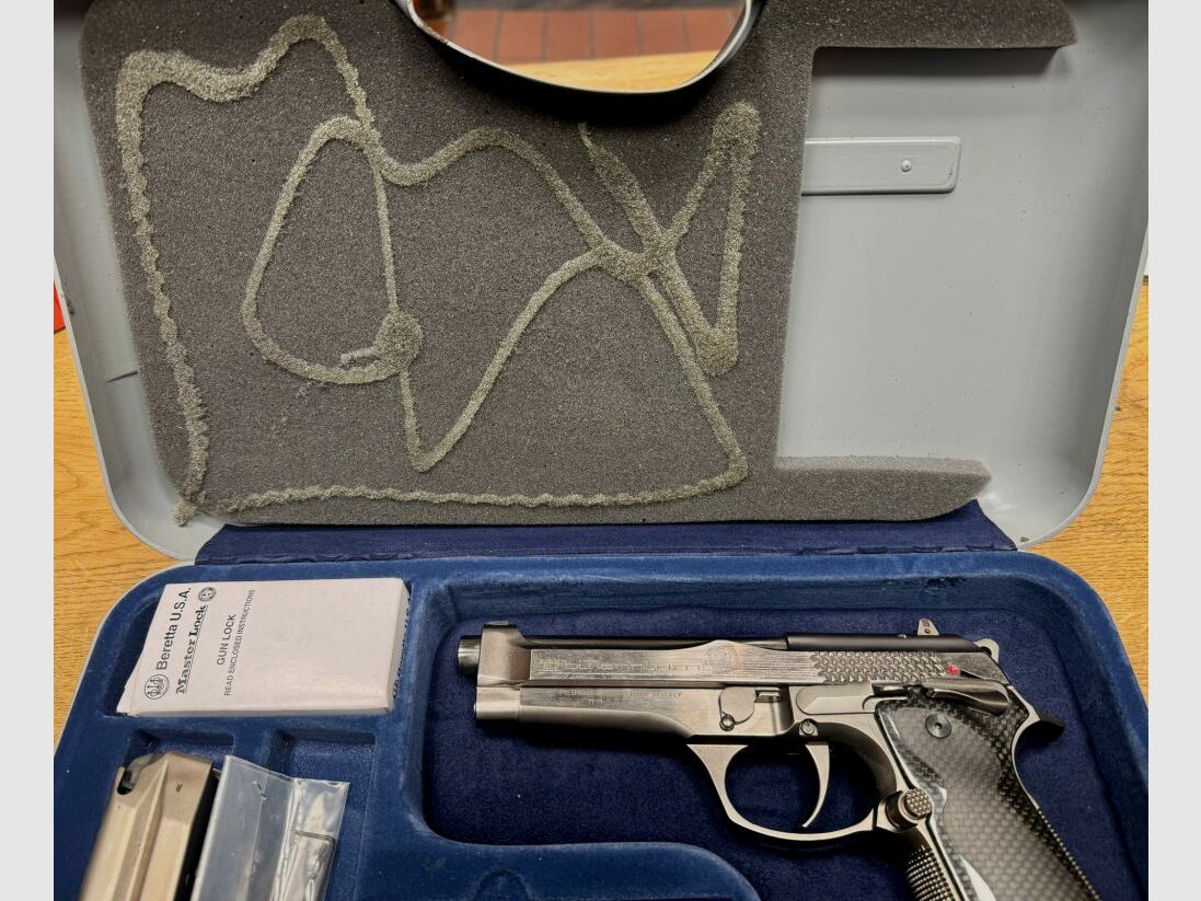 Beretta 92 Sonderedition billennium