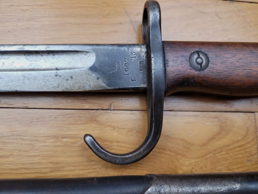 Très rare baïonnette britannique 1907 à quillon – fourreau 2° type – Enfield 1913 York & Lancaster Regiment – TBE, image 4 sur 16