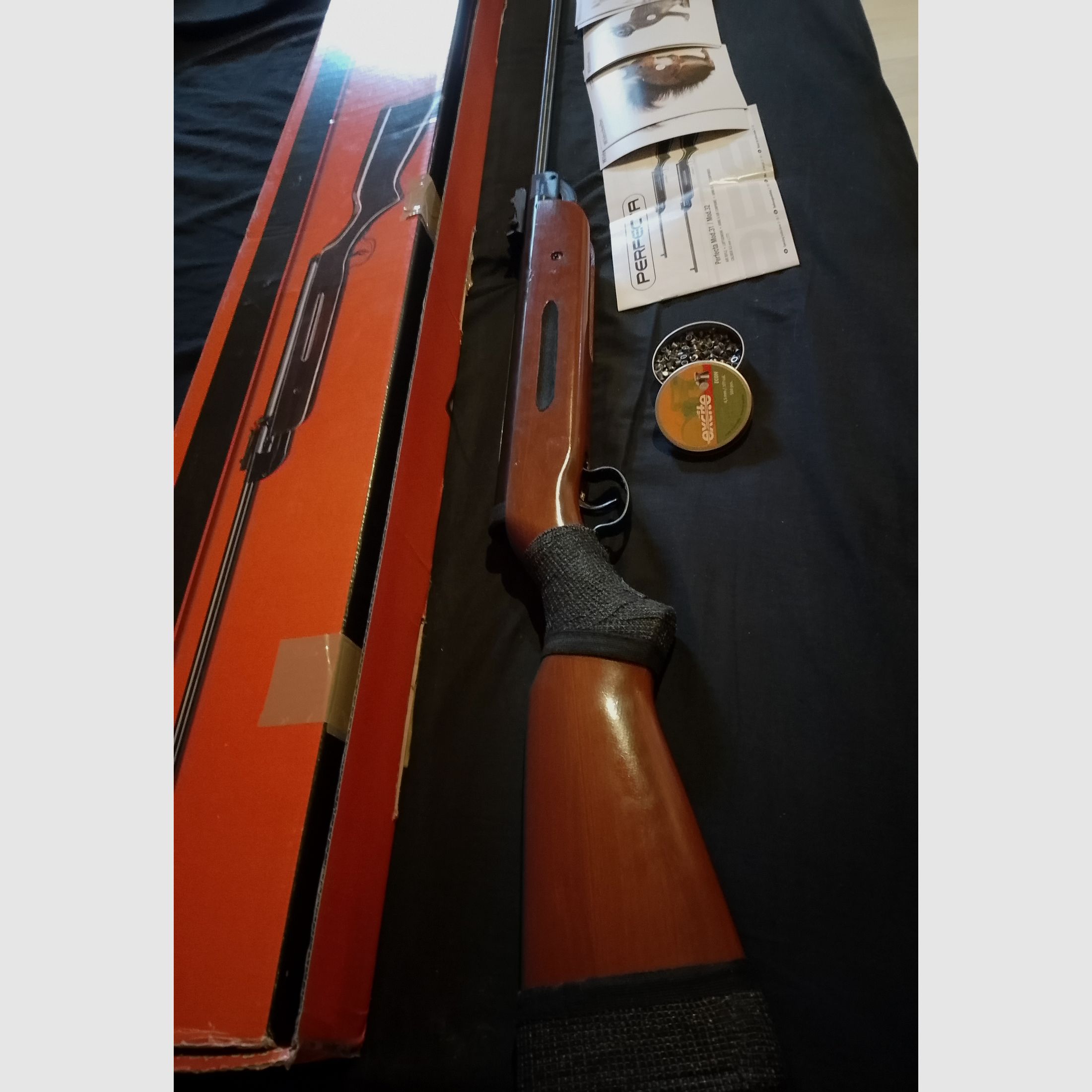 Nice Umarex perfecta oldschool air rifle 4.5mm .177 with Excite econ diabolo pellets and targets Optional with scope 4x28 Nikko
