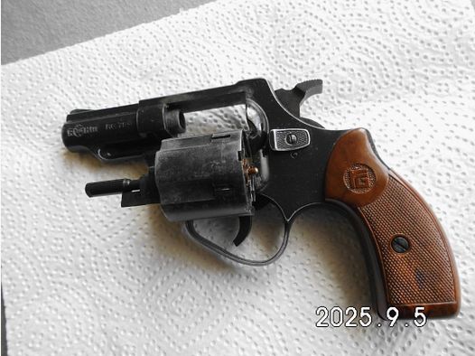 Blank firing revolver Röhm 78.