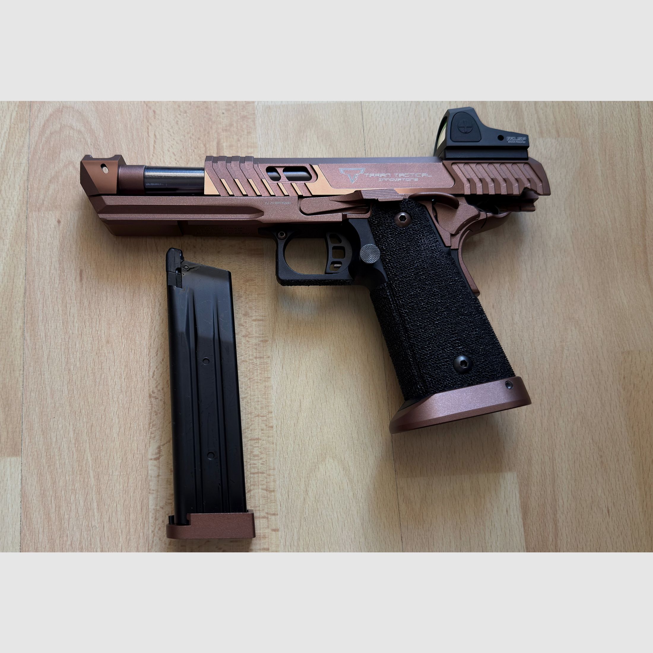 Army Armament TTI Sand Viper (R601) HiCapa GBB „CNC Begadi Upgrade Version“