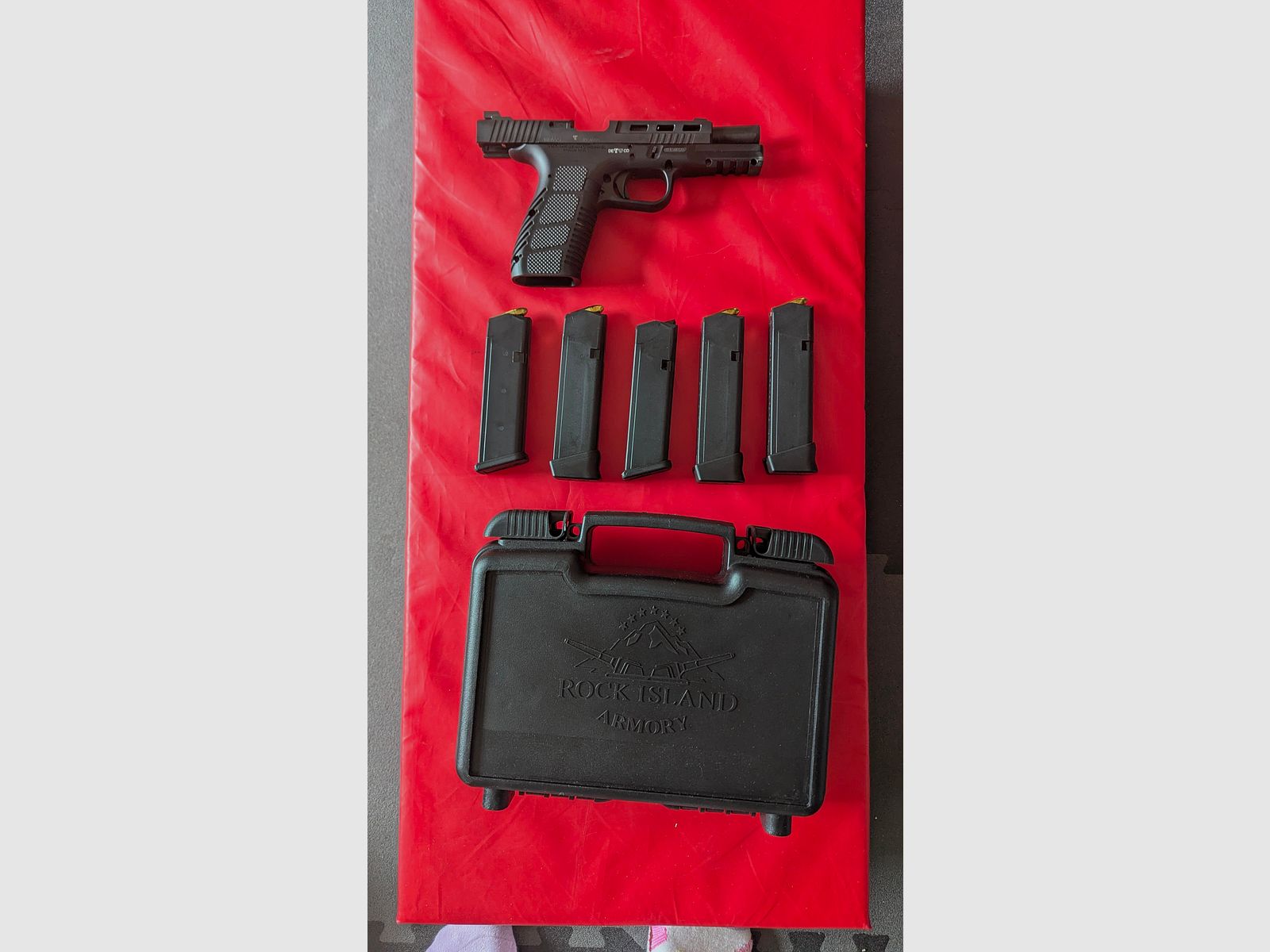ARMSCOR STK-100 OF IPSC Compleetset* Te koop wegens stopzetten hobby*