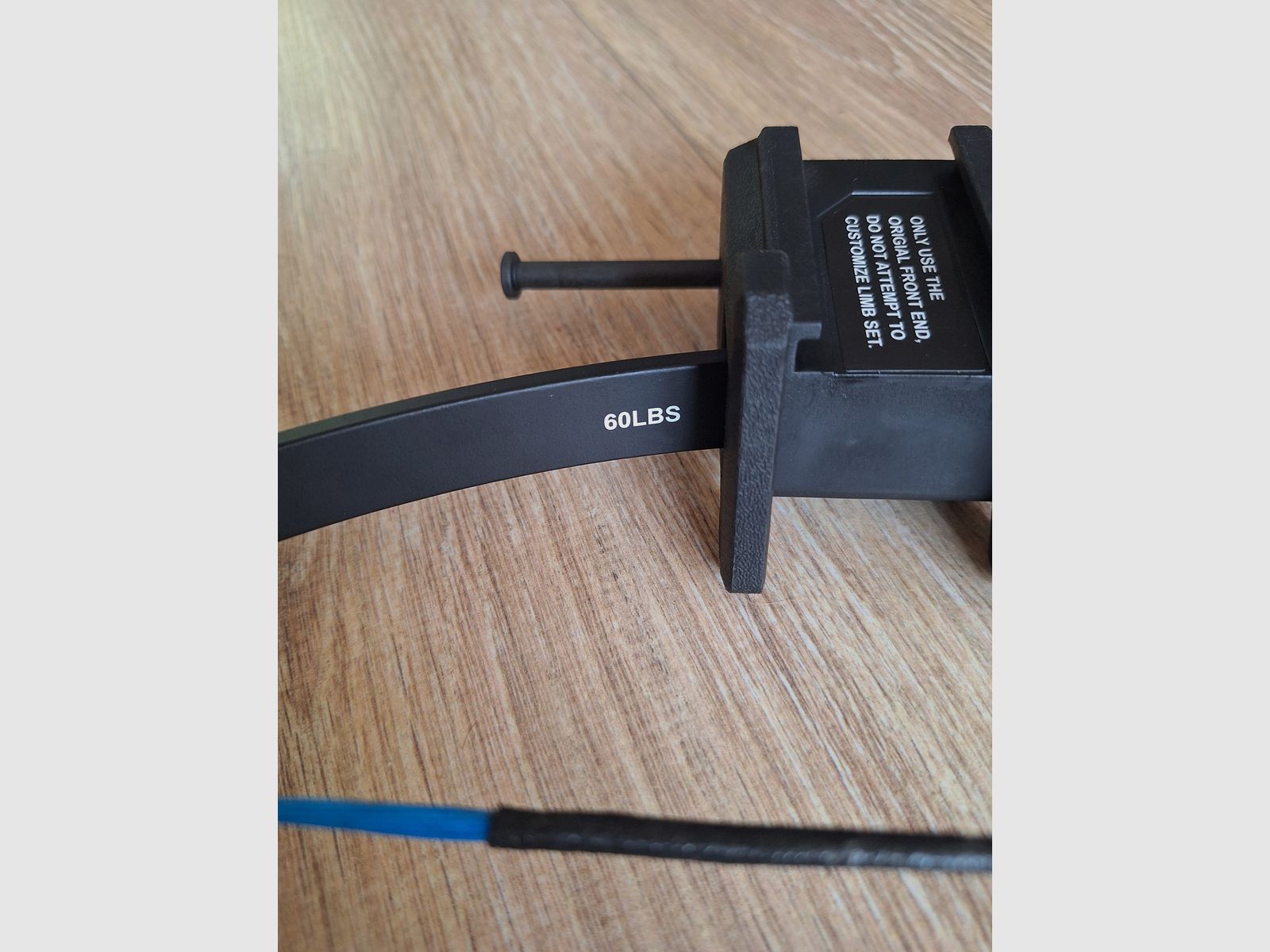 EK Archery REVO 7 Armbrust mit viel Zubehör