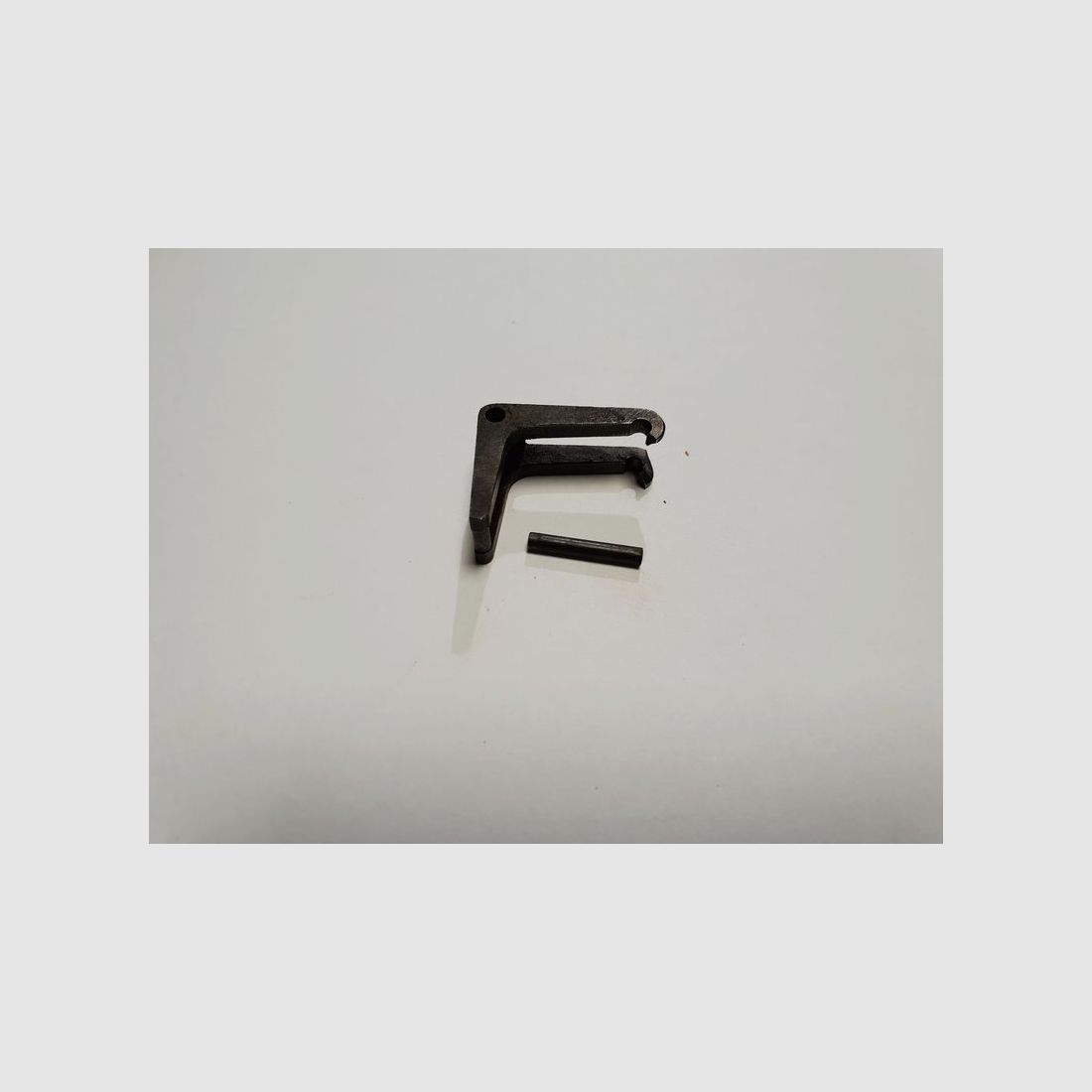 Unterhebelrepetierer, Bild 1 von 3