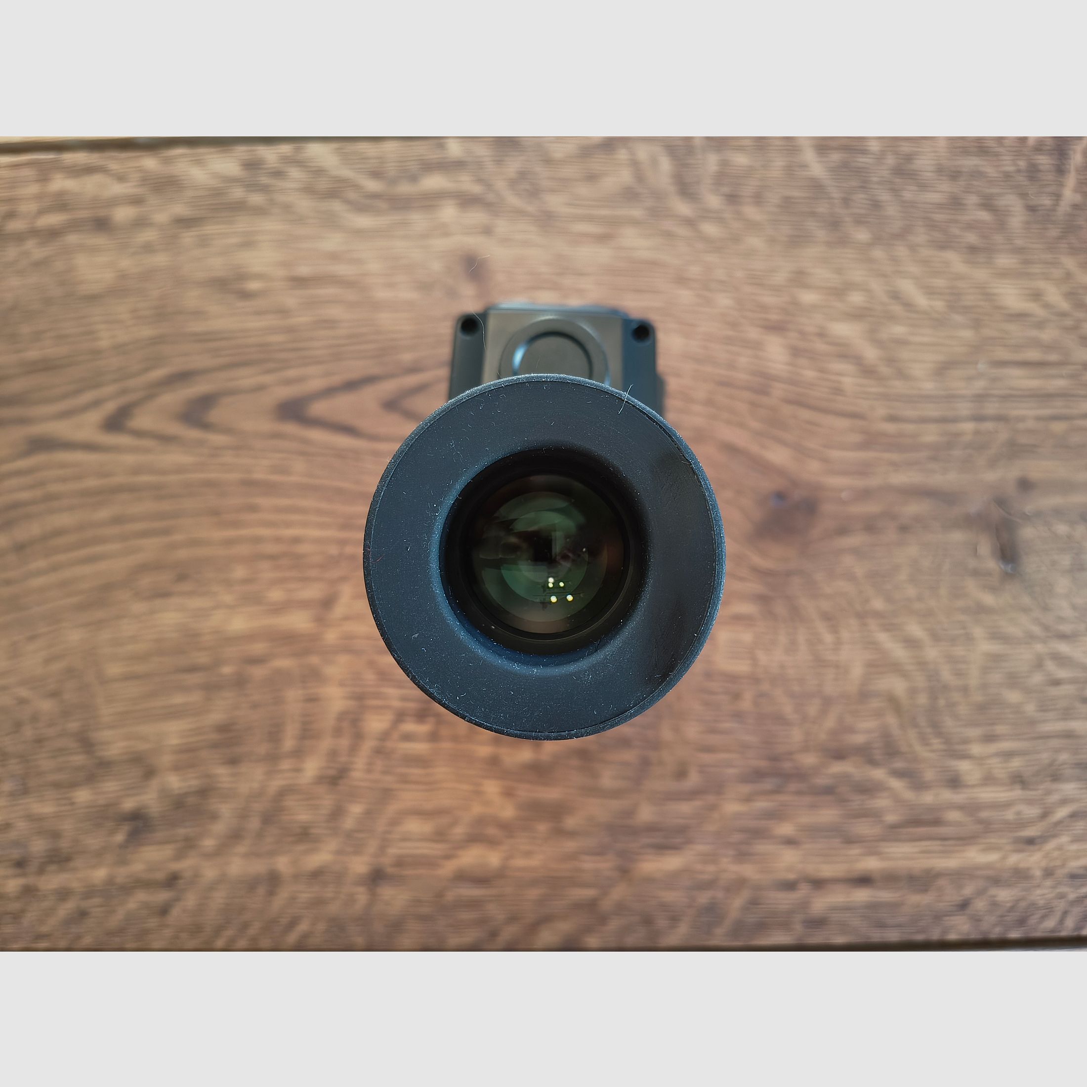 Sytong HT-770 (y compris adaptateur universel) + 850 nm projecteur infrarouge (y compris montage)