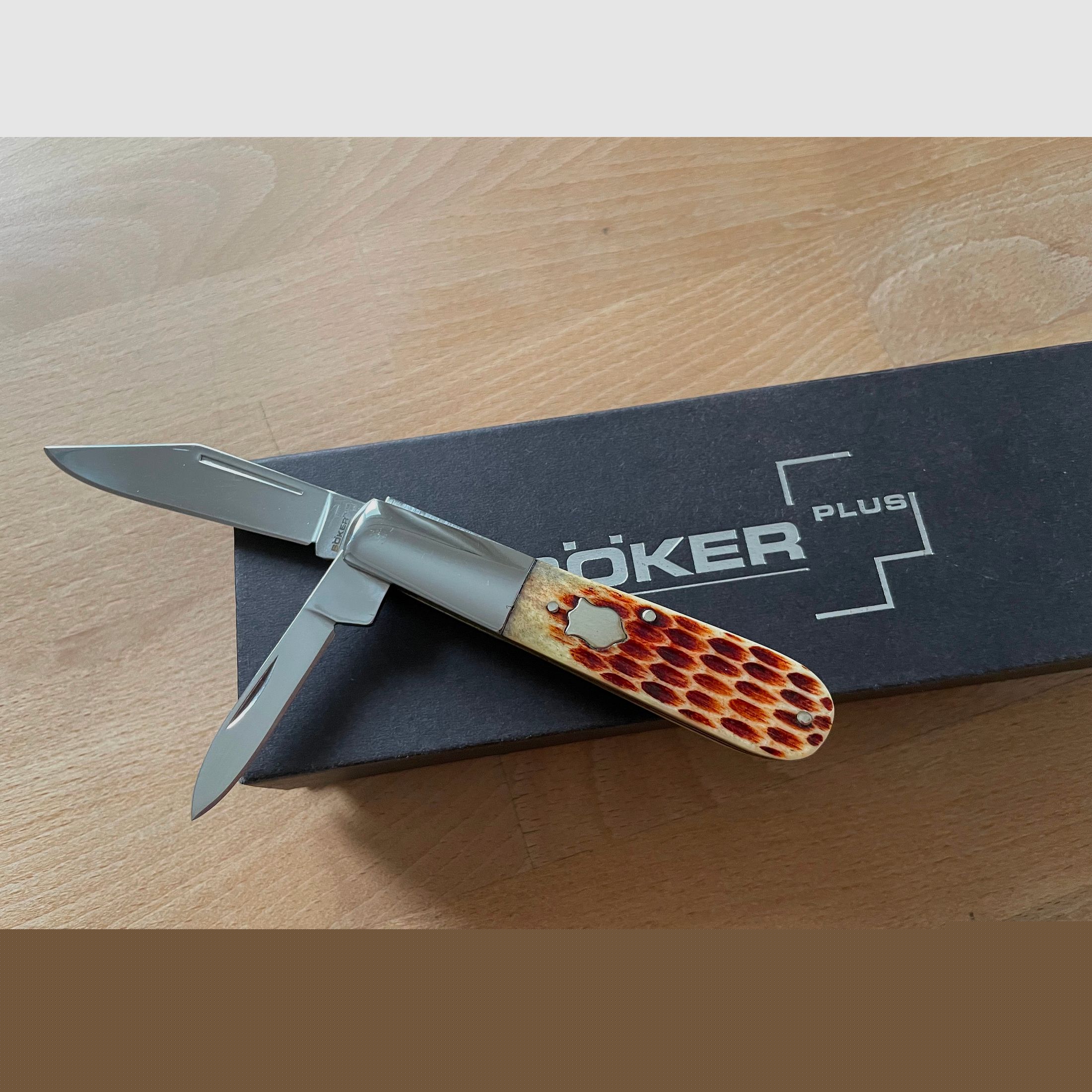 Cuchillo de bolsillo Böker Plus Barlow