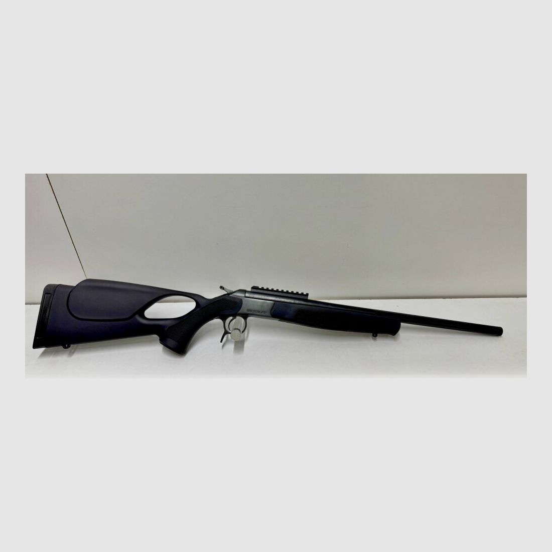 CVA SCOUT TD Thumbhole, image 6 sur 7