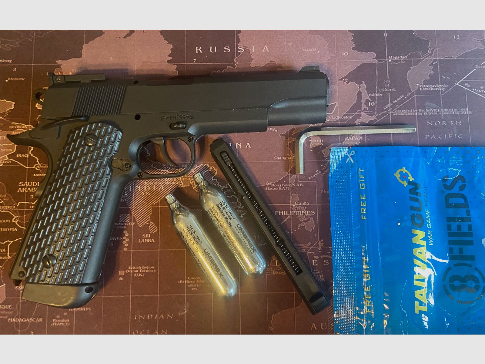 Colt 1911 CO2 Set