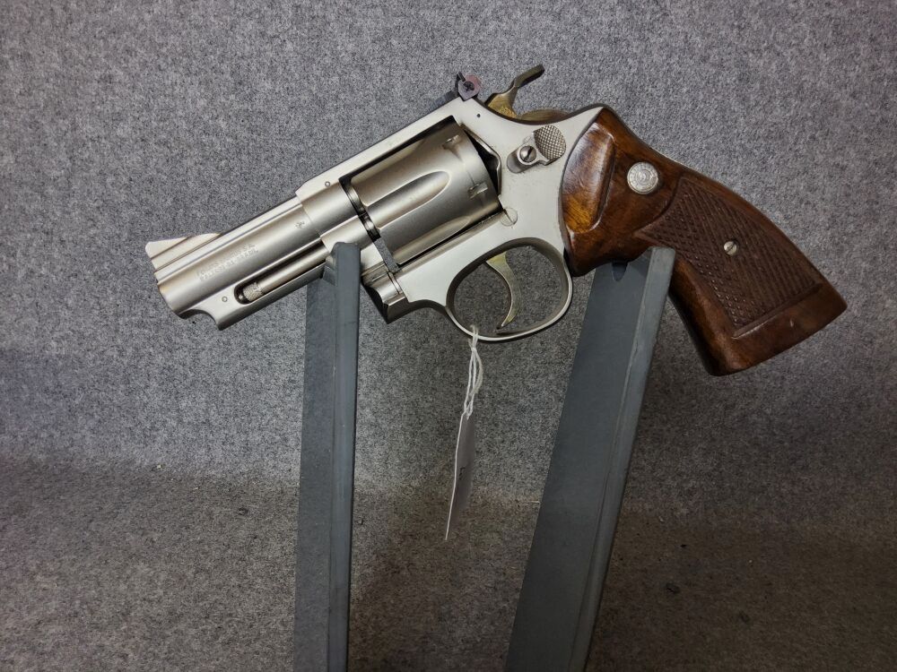 Taurus, Bild 1 von 4