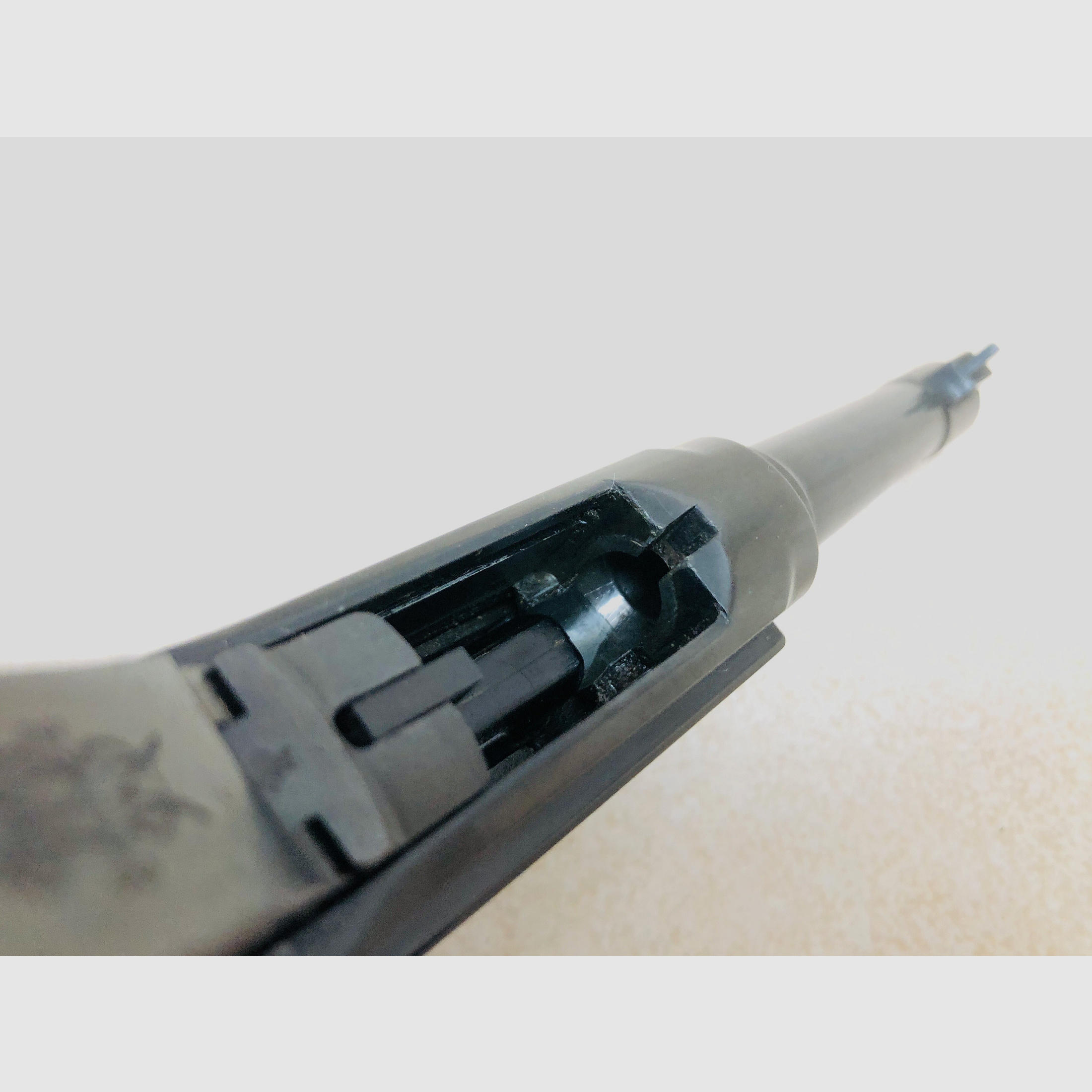 ••• Erma KGP 690 / pistolet alarmowy / PTB 209 / 8mmK •••