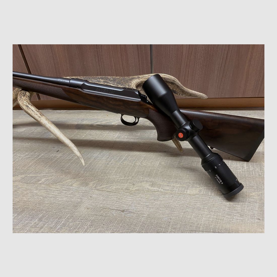 Sauer 101 Artemis, mit Leica Fortis 6 2-12x50 i, inkl. Gewinde