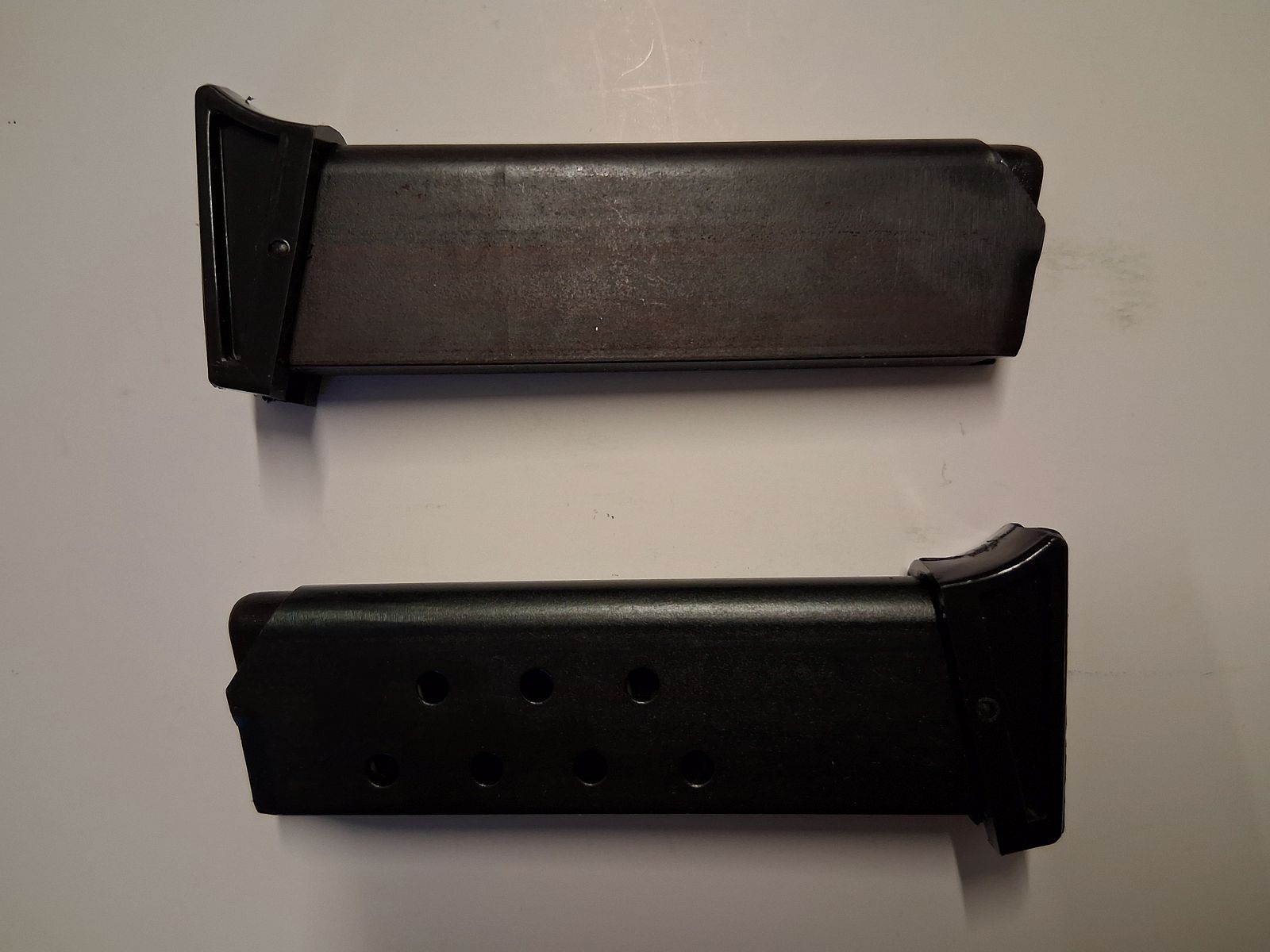 2 Magazine für ME 8 Combat Kal. 8 mm K. (neuwertig)