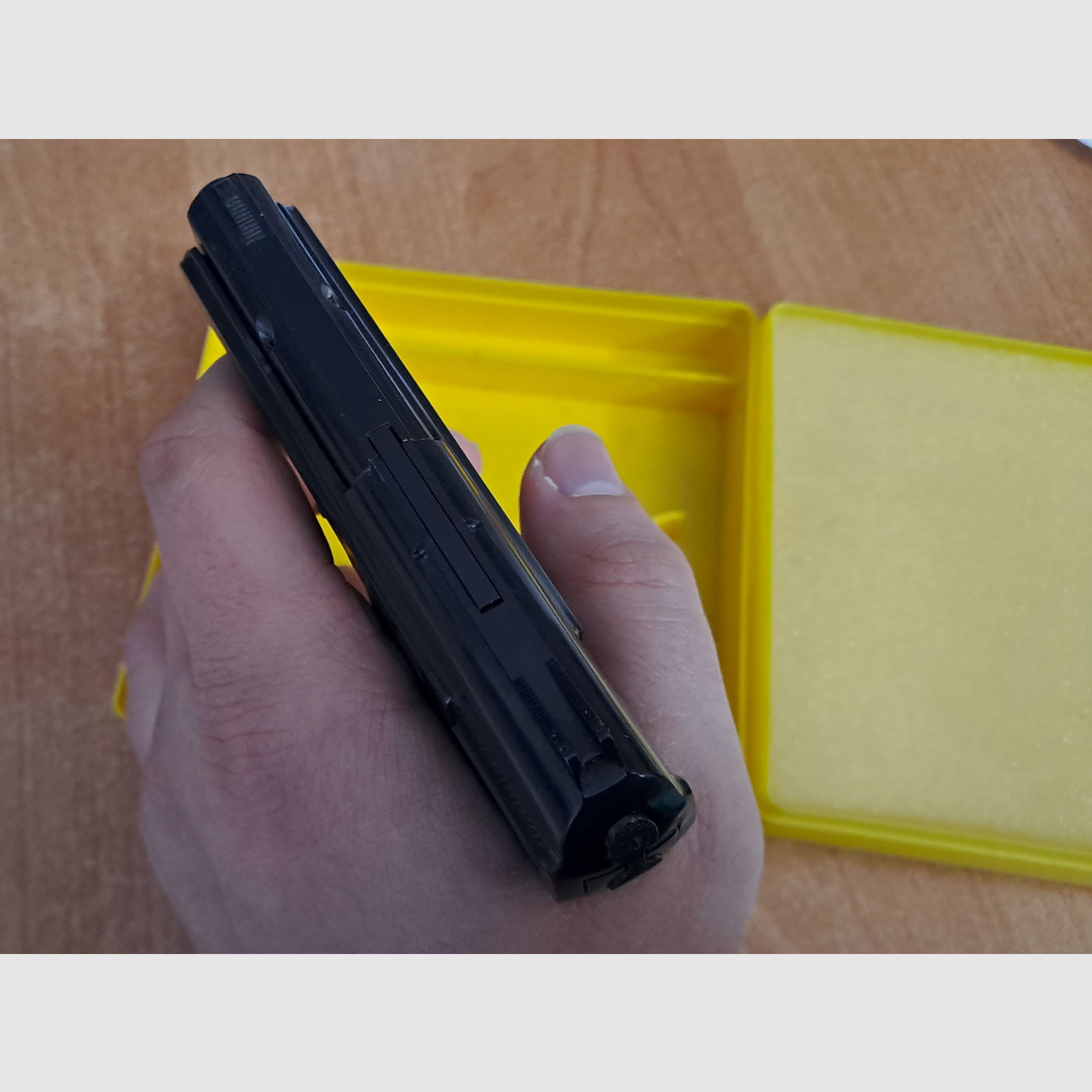 Alte Reck Gaspistole P10 im Kaliber 8 mm Knall/ PTB 38-69 in Verpackung!