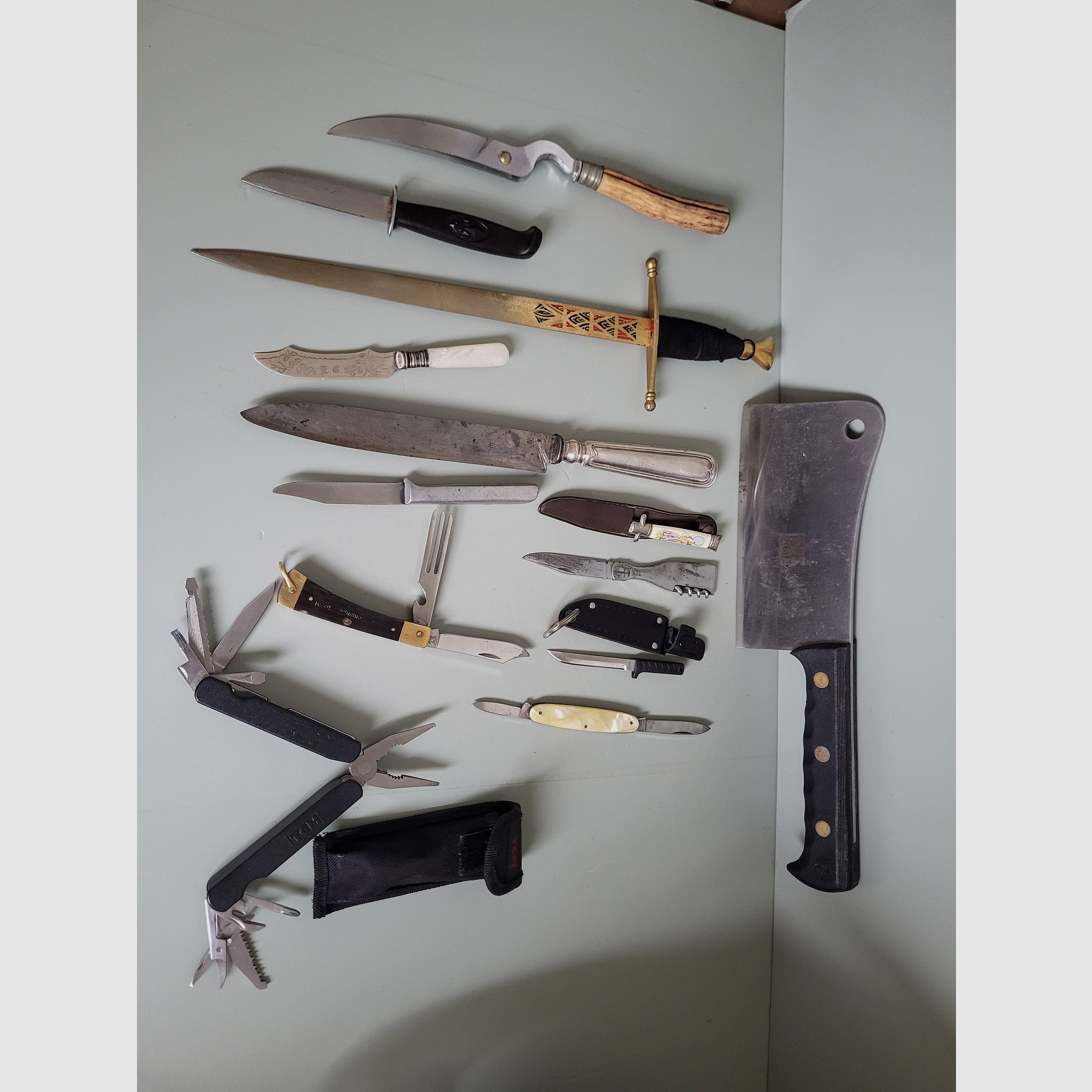 Messer Konvolut - Dolch - Toledo - Klappmesser - Beil - Pfadfinder Dolch 