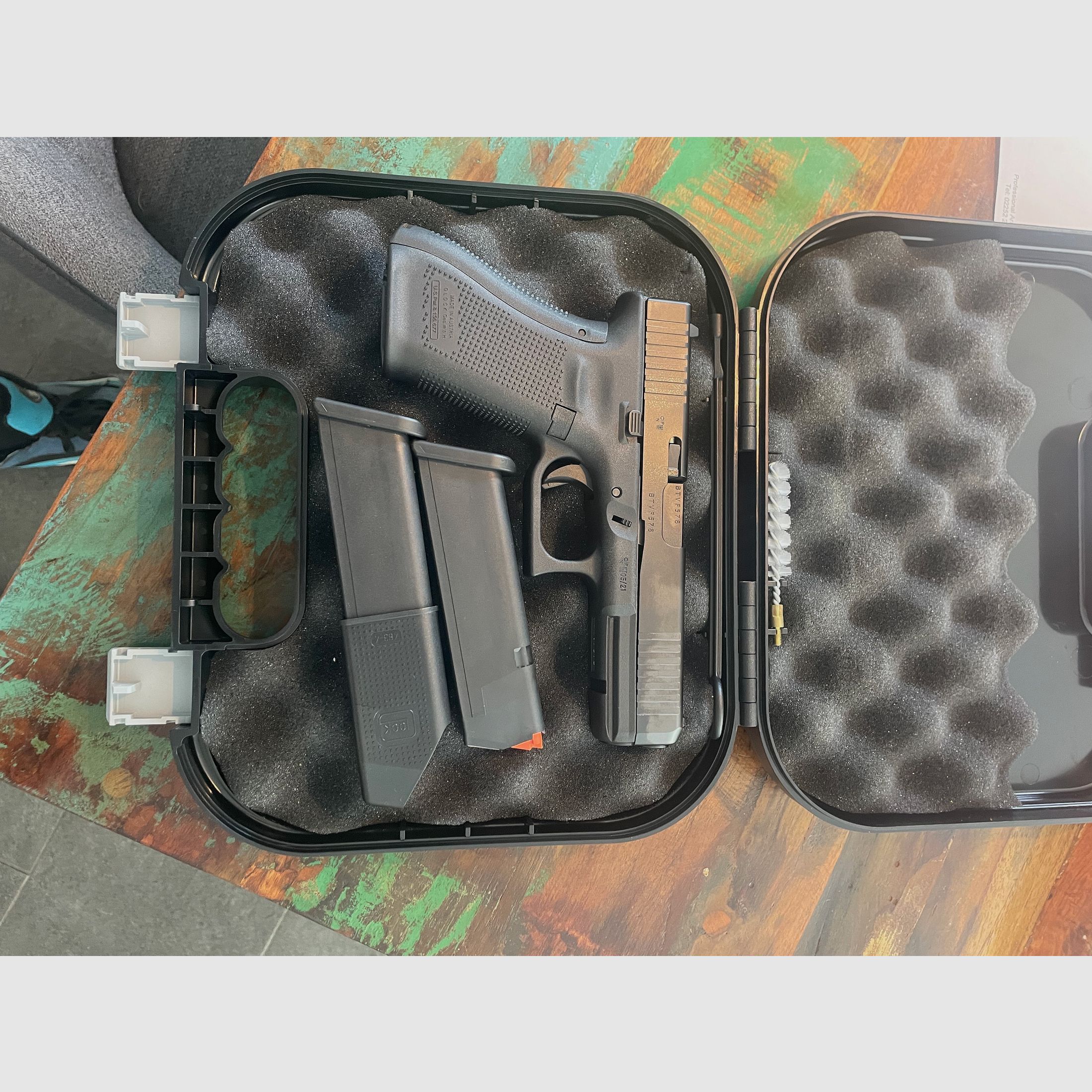 GLOCK 17, Gen5, z walizką i amunicją, nowy
