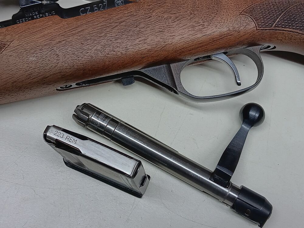 CZ - Uhersky Brod CZ 527