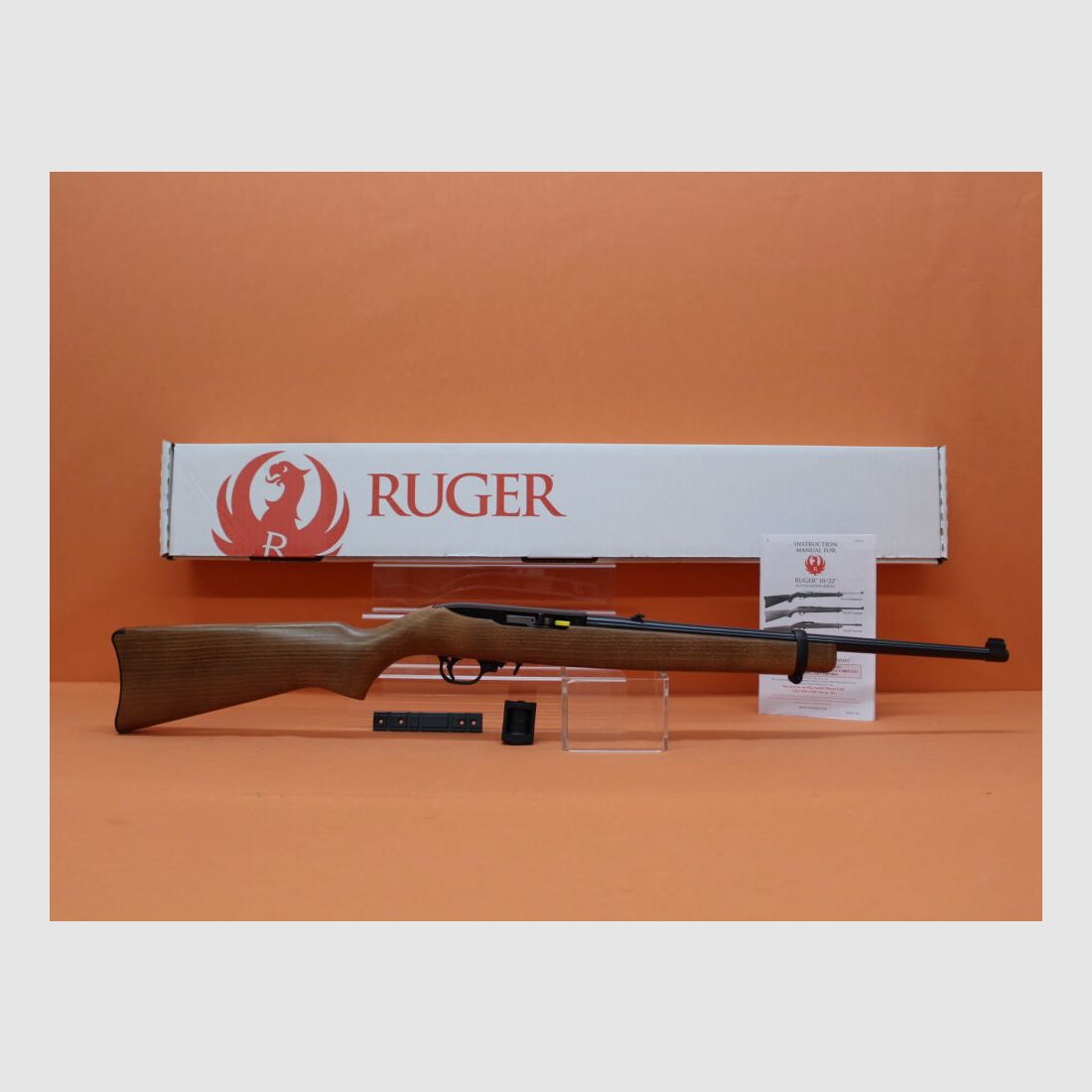 Ruger Ha. Carabine .22lr Ruger 10/22 RB 18,5" Canon standard (bruni)/ Guidon/ Crosse en bois (.22lfB/.22L.R.)