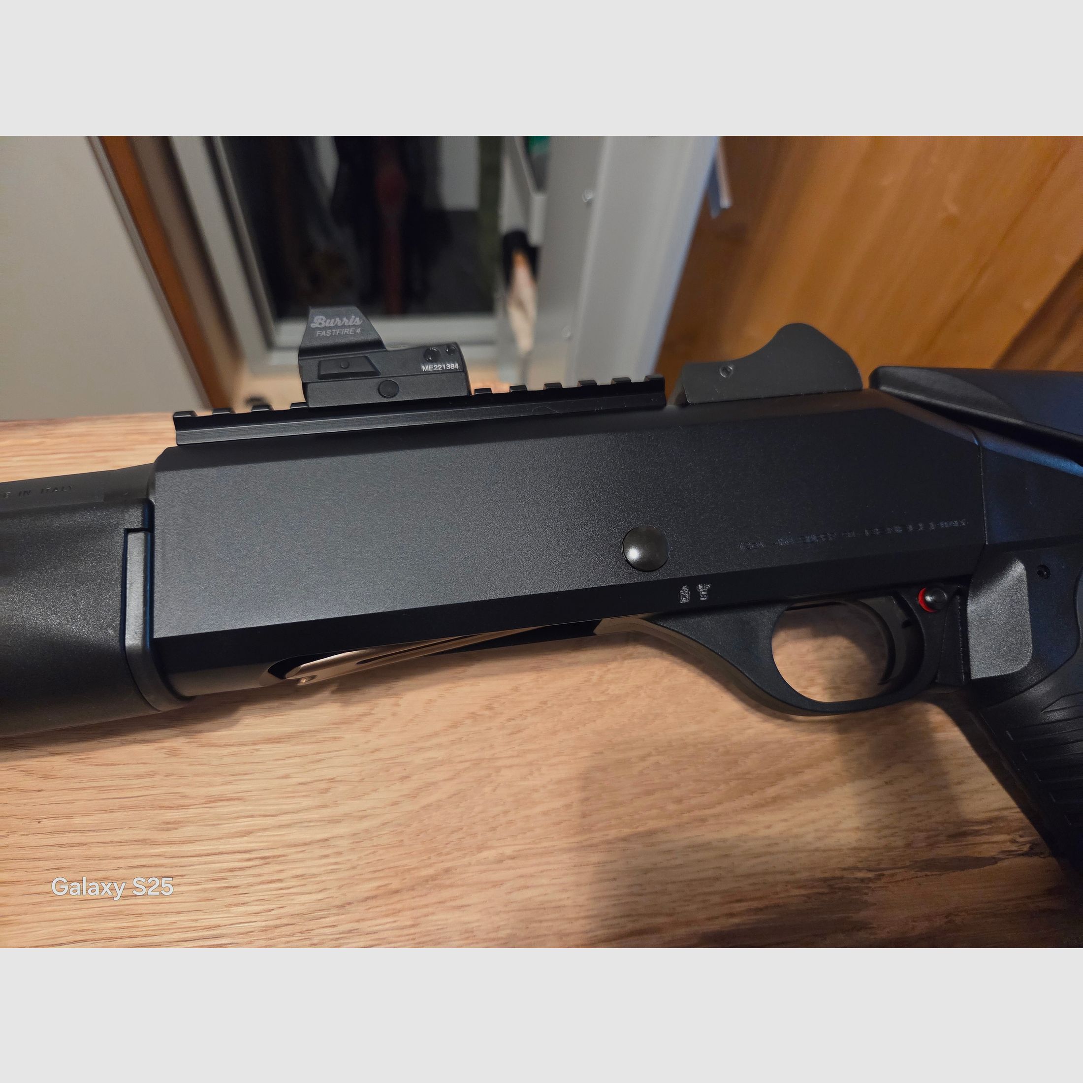 Verkaufe : Benelli M4 mit Schubschaft ! Wie neu... oder tausch/Inzahlungnahme..