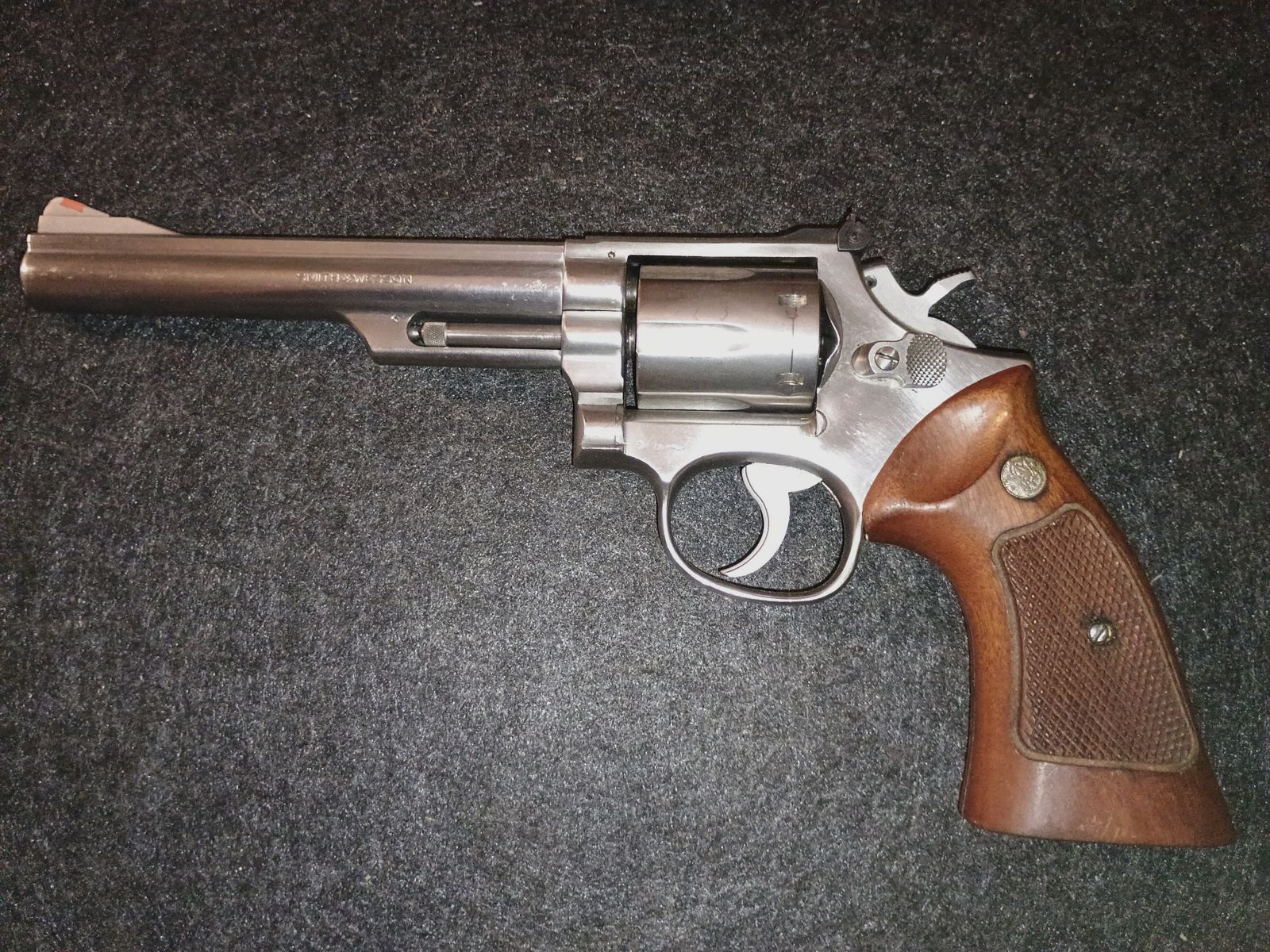 Revolver Smith & Wesson 66-1 6 inch kaliber .357 mag, afbeelding 2 van 5