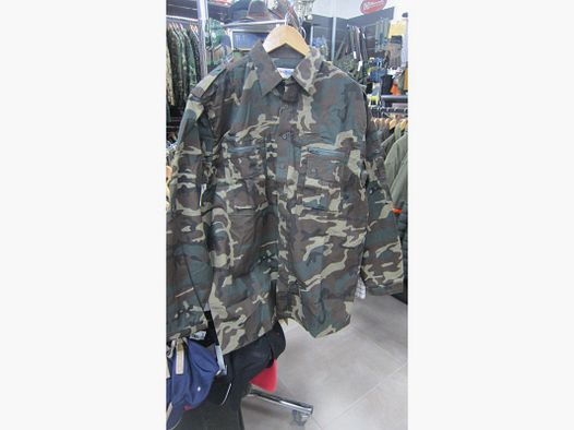 CAMISA CAMUFLAJE CREMALLERA FORAVENTURE