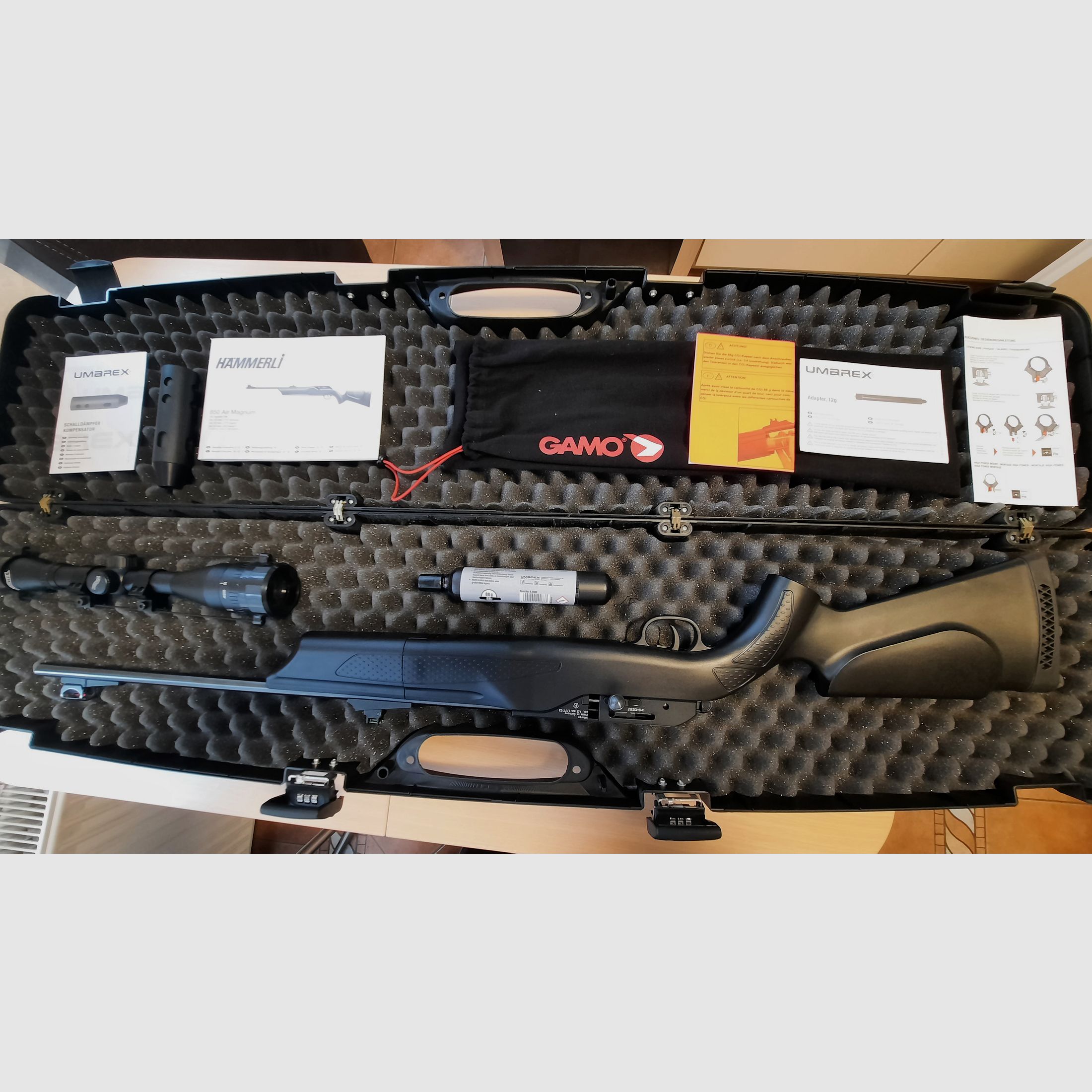 Hämmerli UMAREX 850 AIR MAGNUM - 4,5 mm Diabolo (P18) + Zielfernrohr + Koffer inklusive 2 Zahlenschlösser