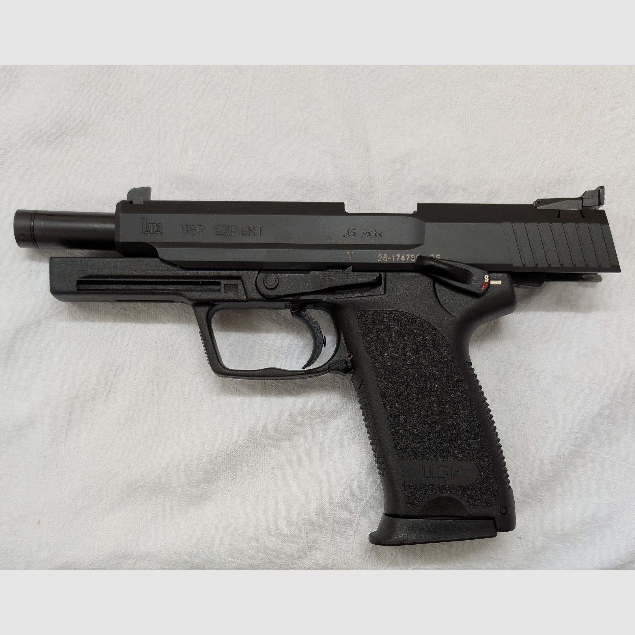 Heckler & Koch pistol USP Expert | caliber .45 ACP | unfired
