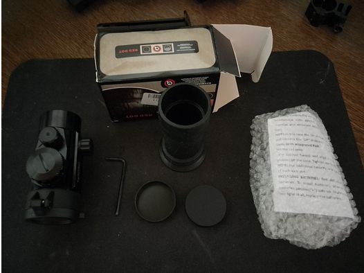 Red DOT red or green crosshair with sunshade cap yellow 11mm rail 21mm Picatinny new