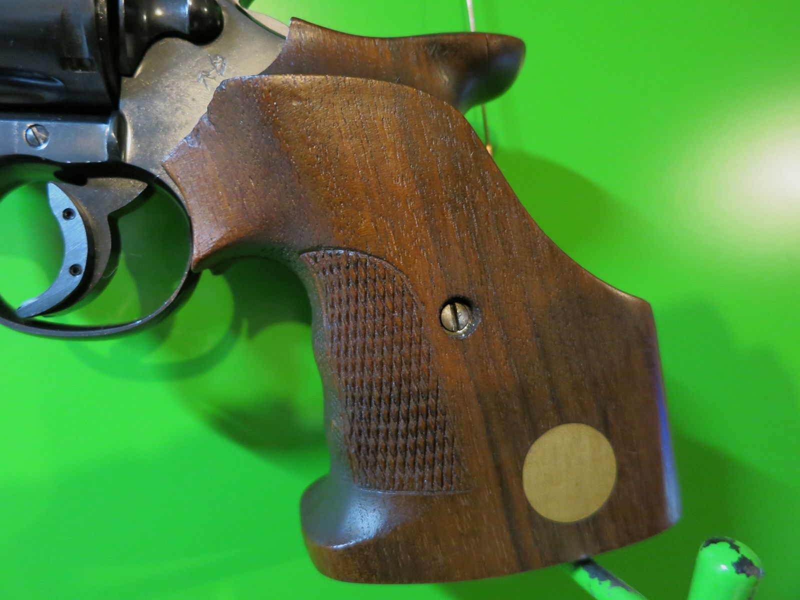 Revolver COLT Officer's Model Match, fifth edition of the series in .22lr, sport grip #62-