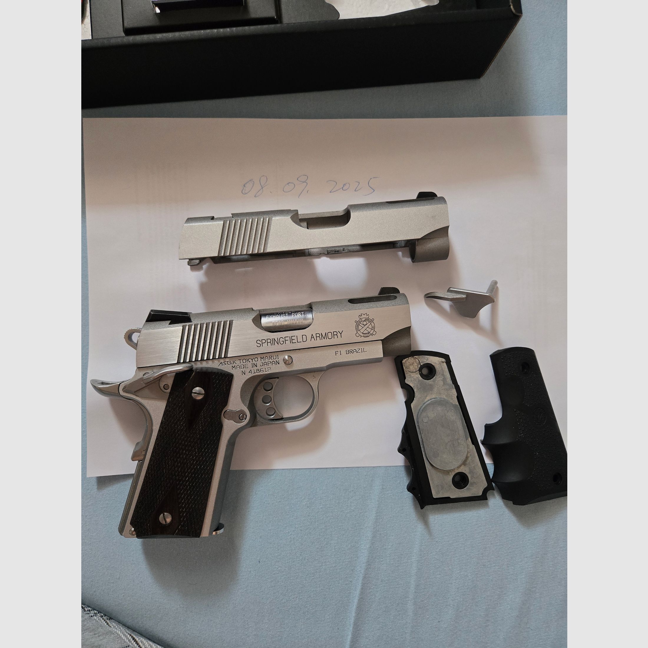 Airsoft Tokyo Marui V10 Ultra Compact GBB 6mm