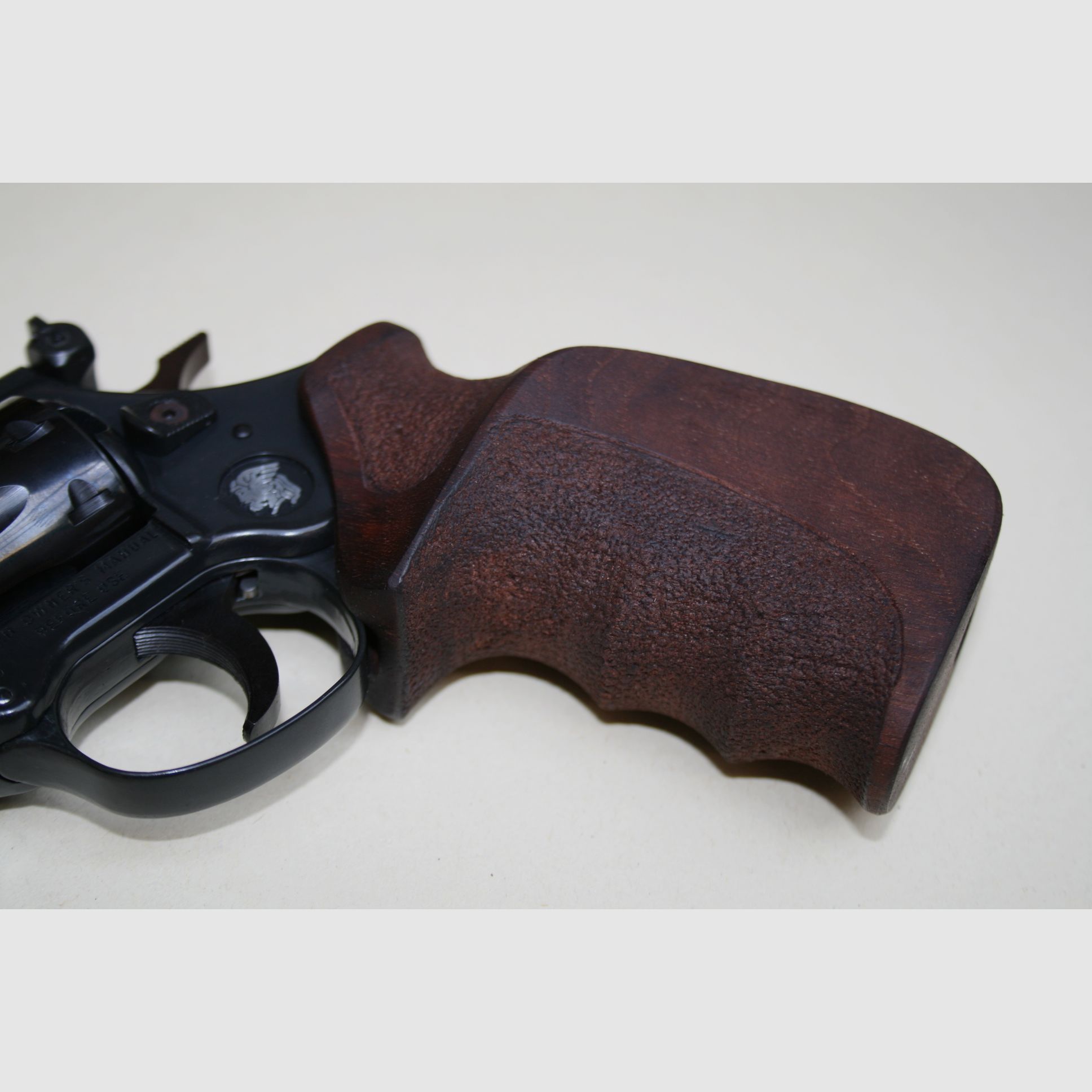 Revolver WEIHRAUCH HW7 T canna 6" calibro 22LR, immagine 4 di 7