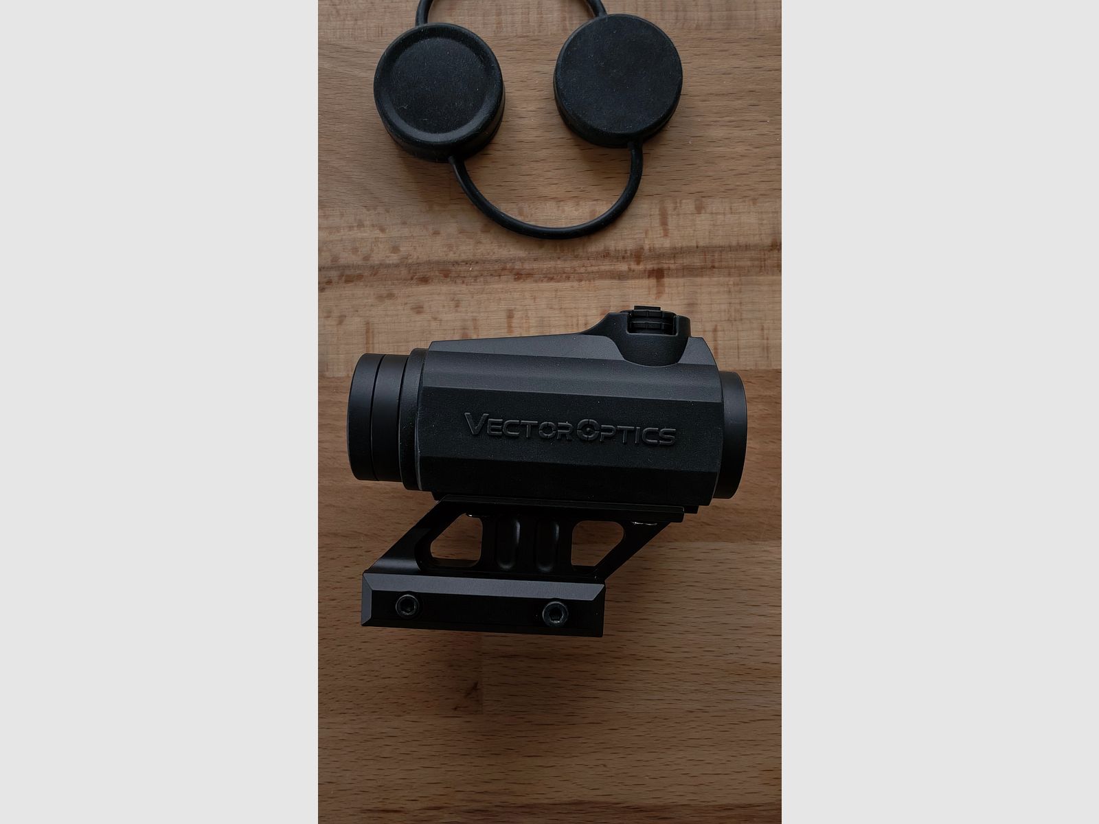 Red Dot und Vergrößerungsglas von Vector Optics