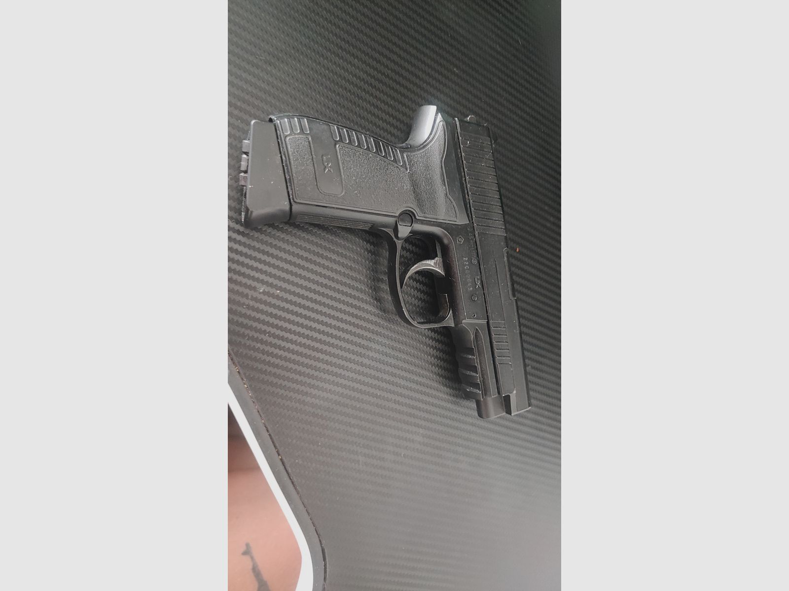 CO2 pistol