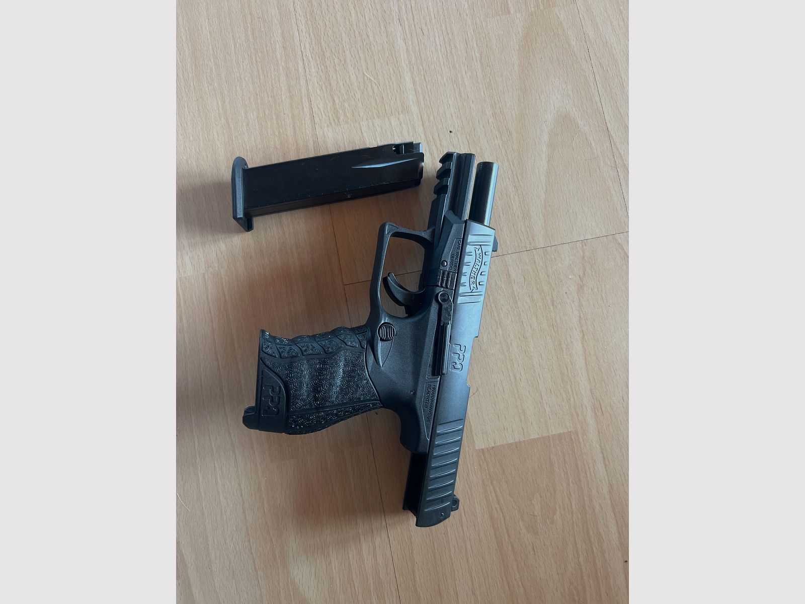 Walther PPQ M2 PTB Kalibrier 9mm p.a.k.