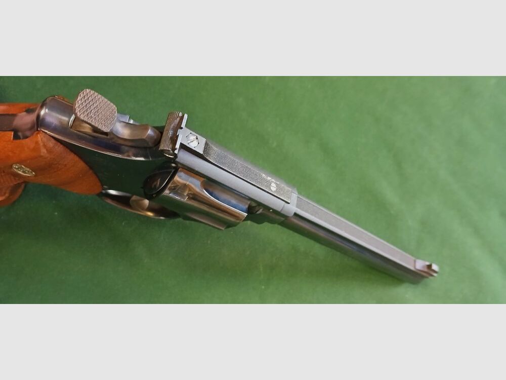 Smith & Wesson 17-4
