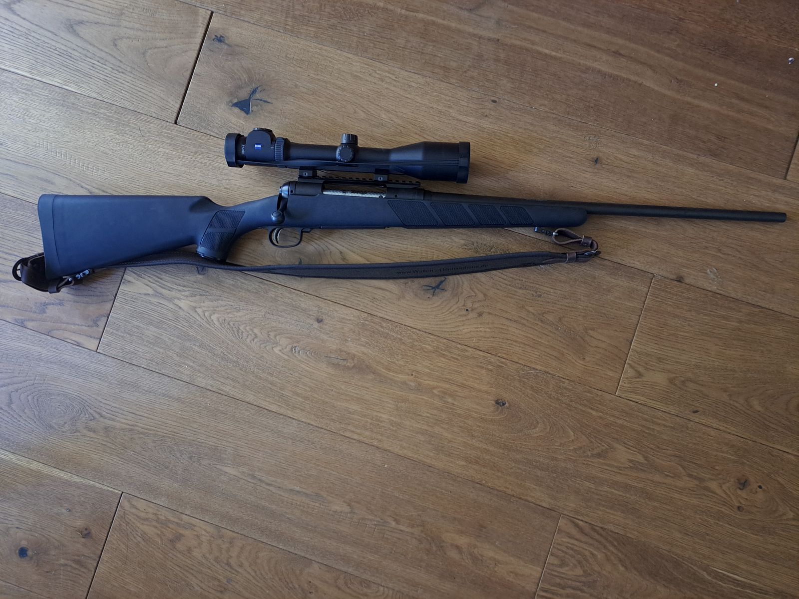 Savage Trophy Hunter .30-06 mit Zeiss Conquest DL 3-12x50 M – Komplettset in Top-Zustand ideal auch für Einsteiger