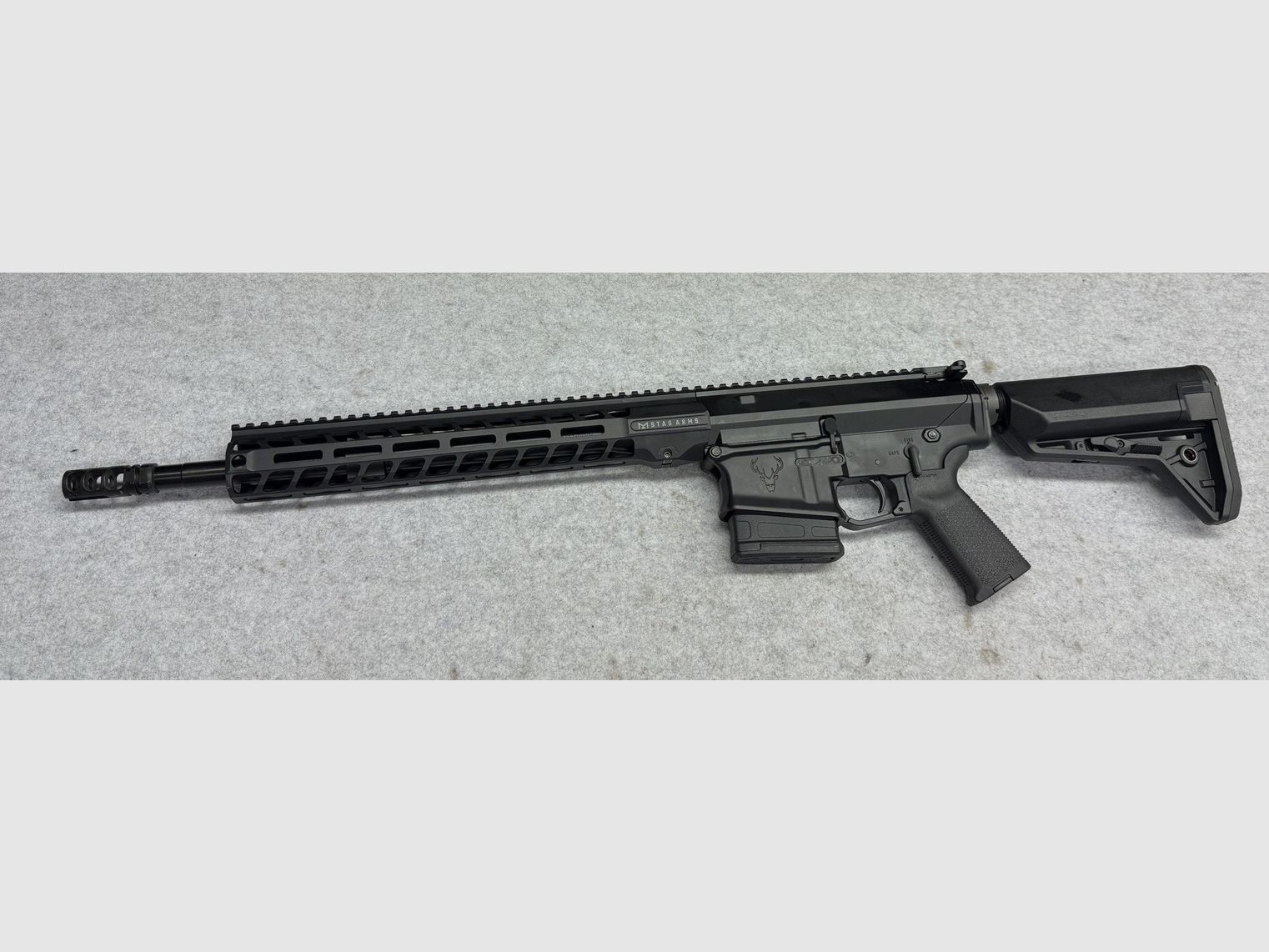 Stag Arms STAG10 Tactical im Kaliber .308 Winchester mit 16" Lauf