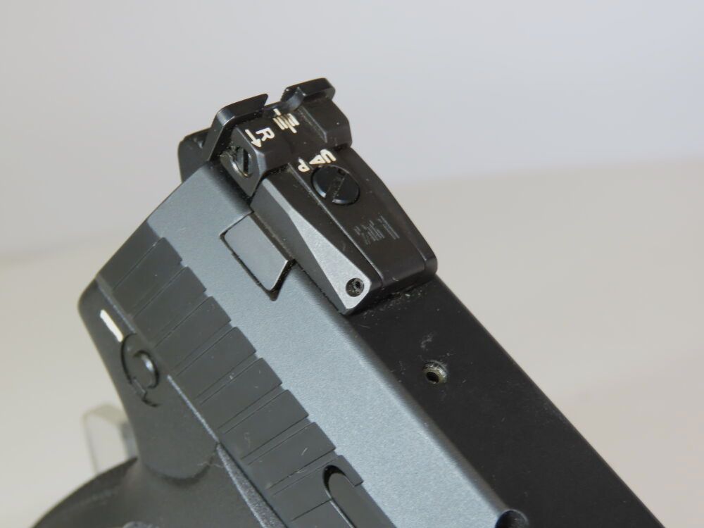 Heckler & Koch USP incl. verstellbare Visierung