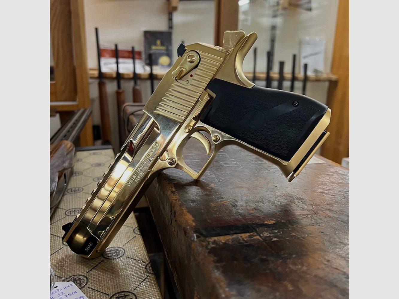 Desert Eagle Gold, afbeelding 3 van 12