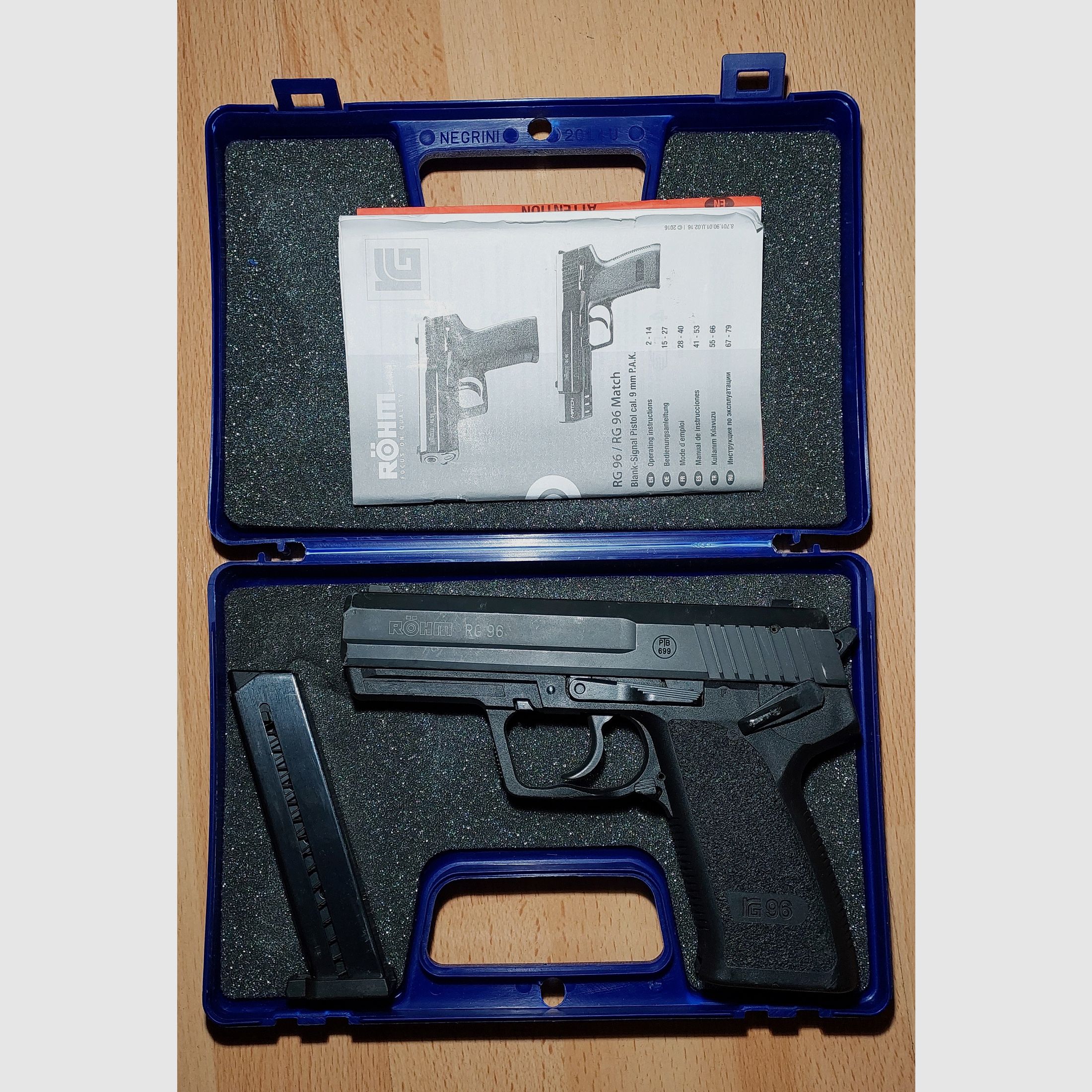 Röhm RG 96 blank firing pistol blued (PTB 699)