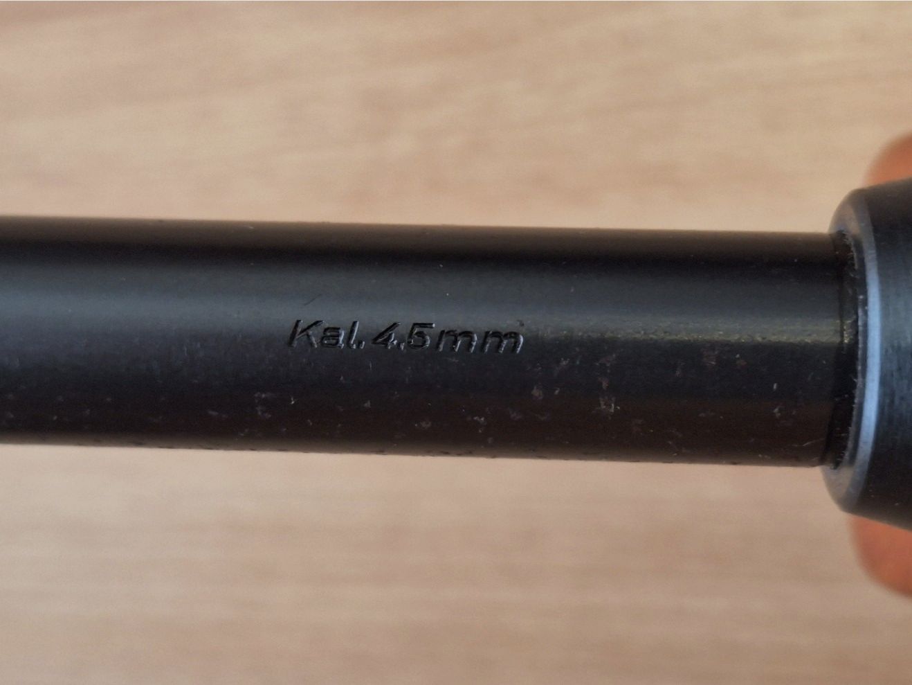 Karabin pneumatyczny Haenel 312 z bocznym naciągiem